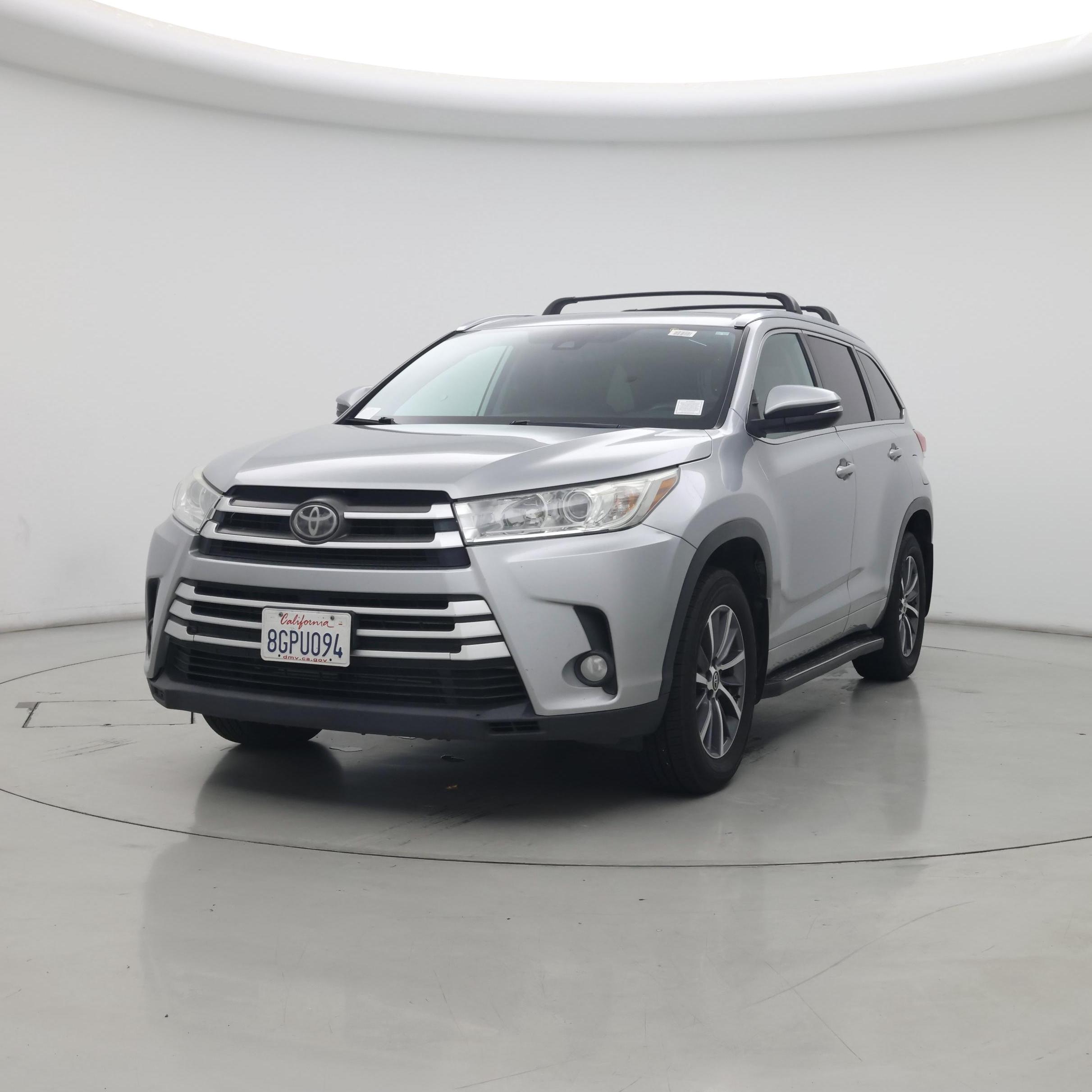 Thumbnail: 2018 Toyota Highlander - 4