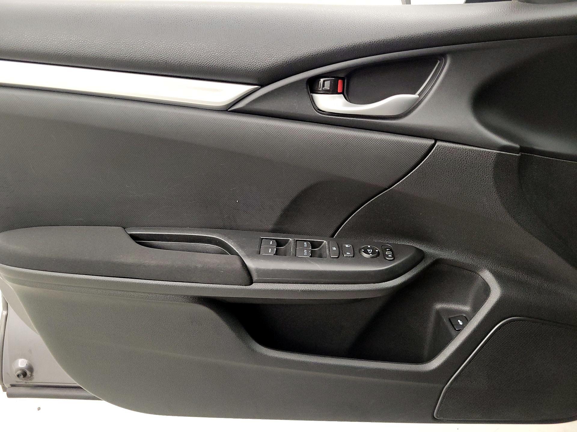 Thumbnail: 2019 Honda Civic - 12