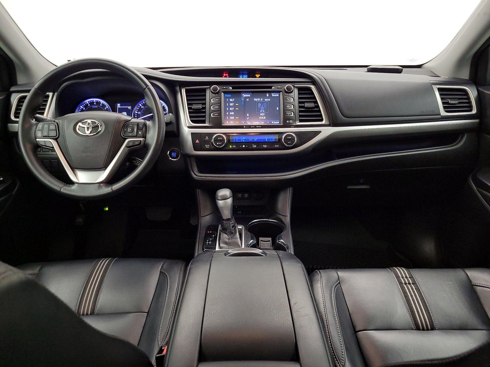 Thumbnail: 2018 Toyota Highlander - 9