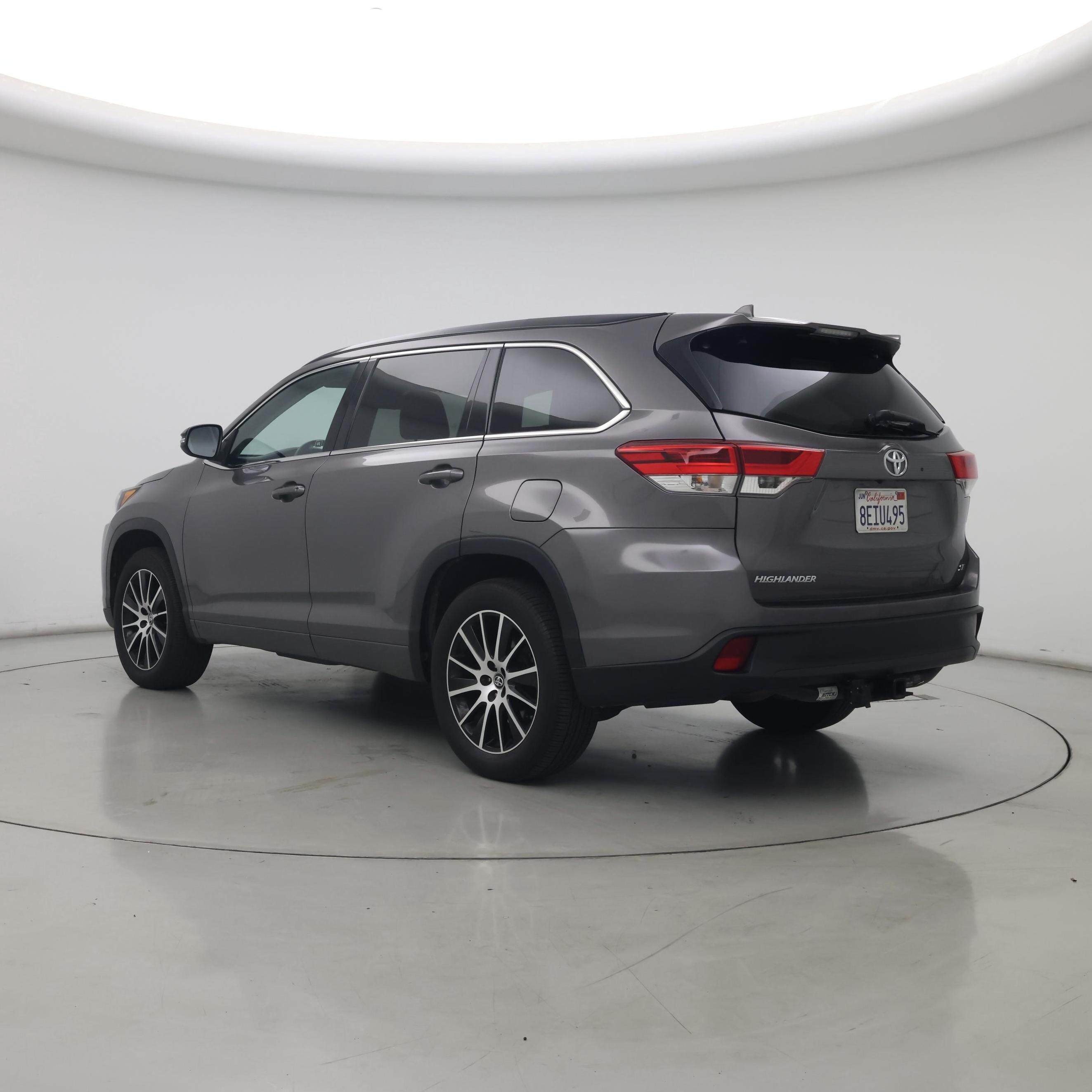 Thumbnail: 2018 Toyota Highlander - 2
