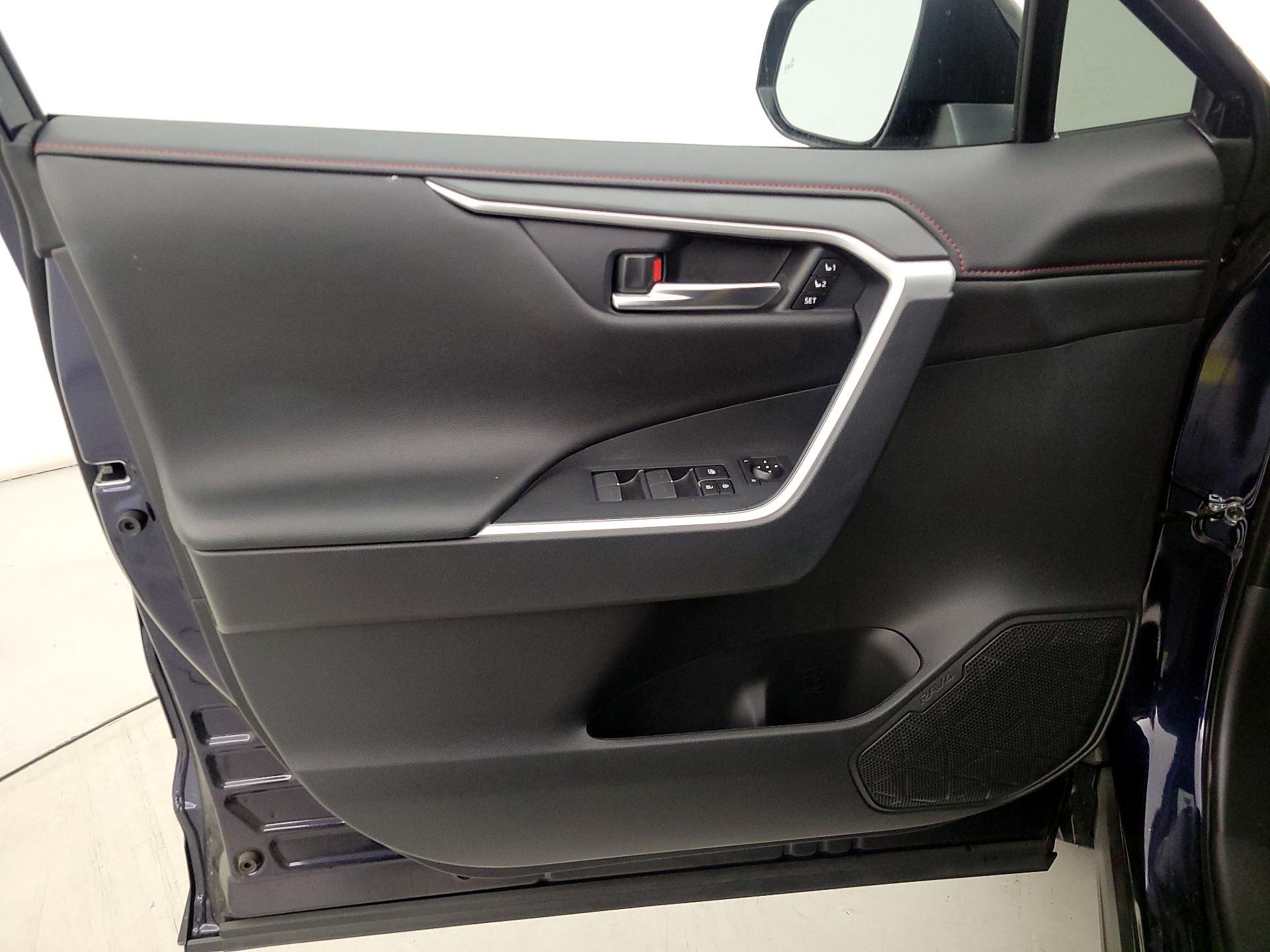 Thumbnail: 2024 Toyota RAV4 - 12