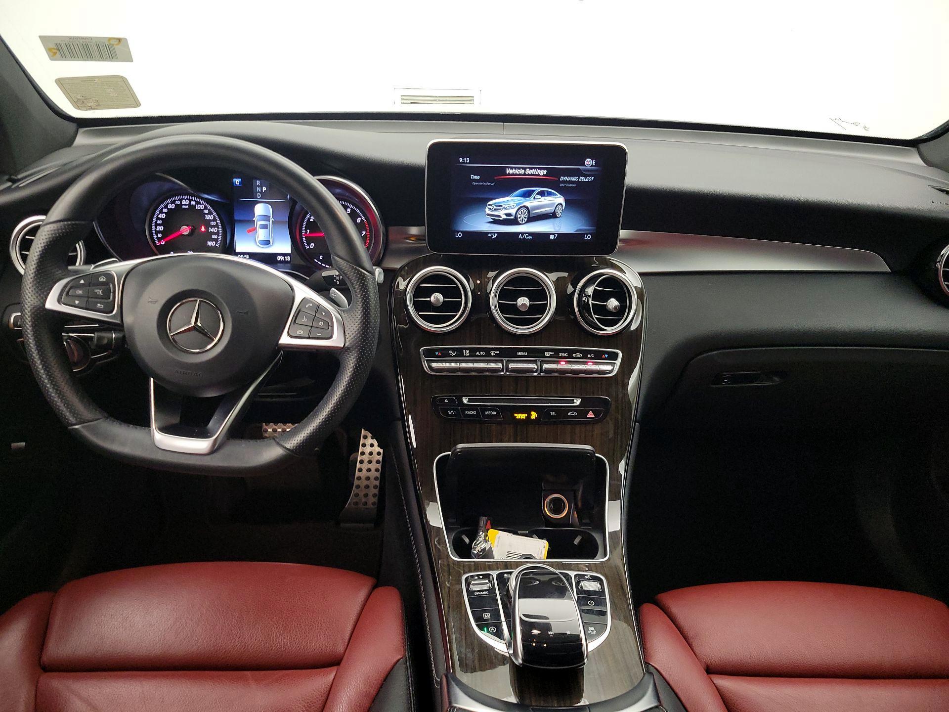 Thumbnail: 2018 Mercedes-Benz GLC - 9