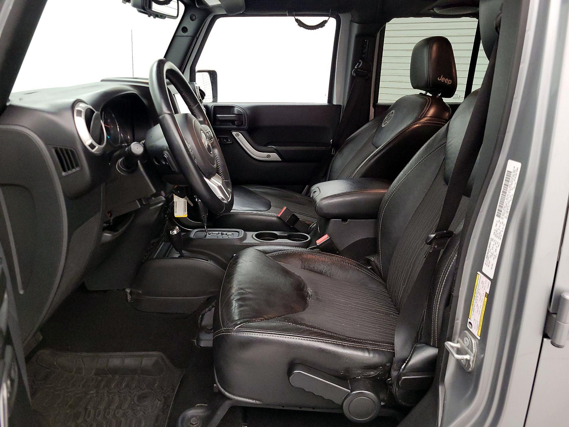 Thumbnail: 2014 Jeep Wrangler - 11