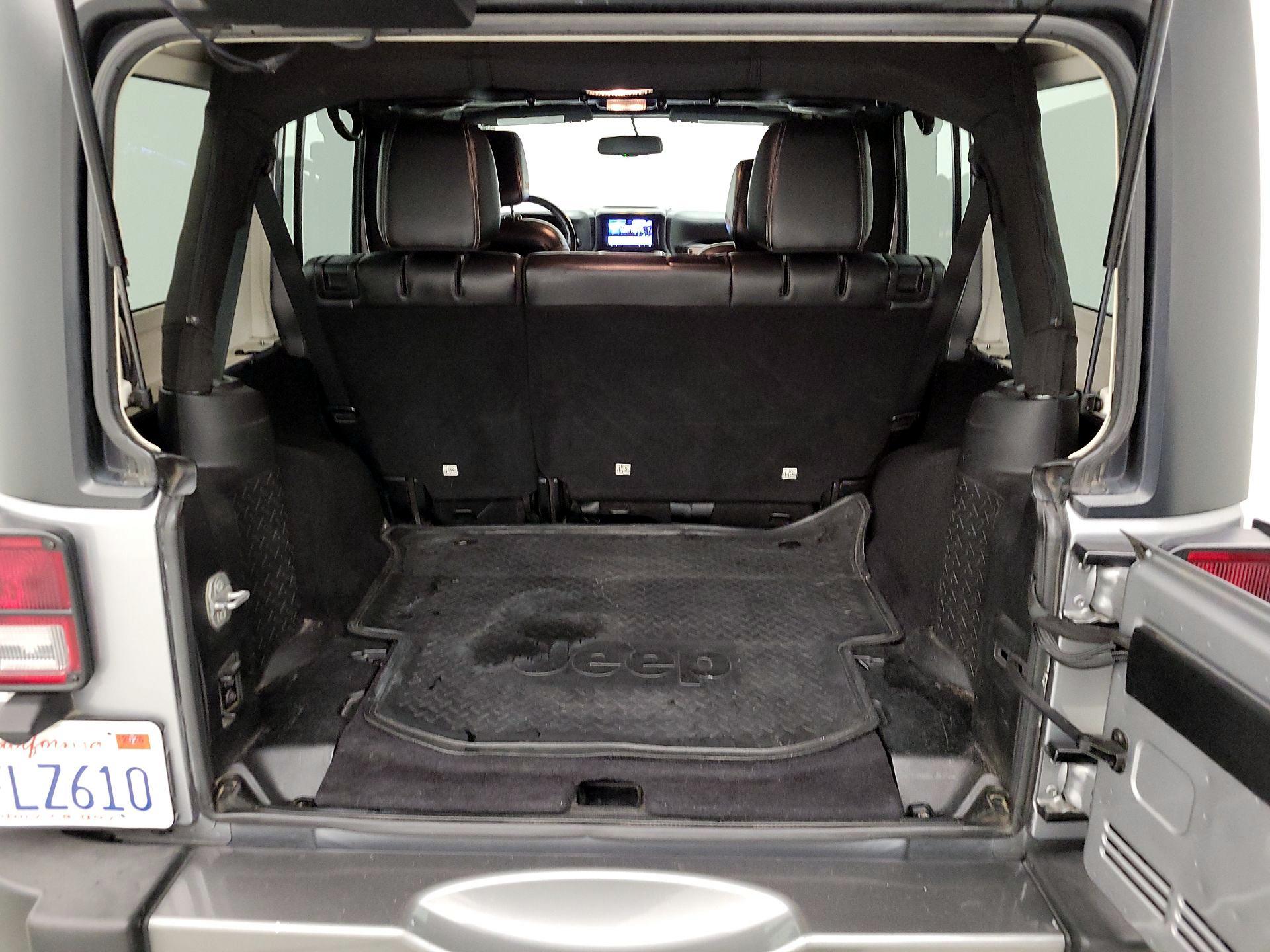 Thumbnail: 2014 Jeep Wrangler - 19
