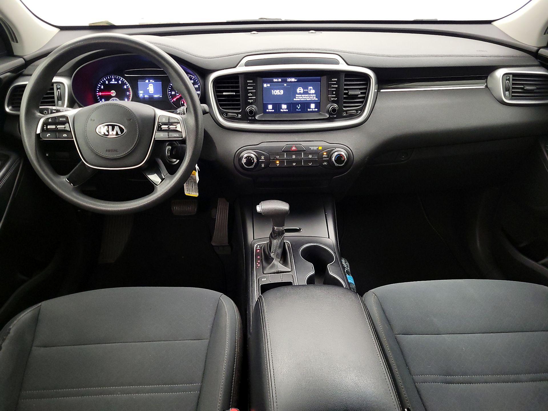 Thumbnail: 2019 Kia Sorento - 9