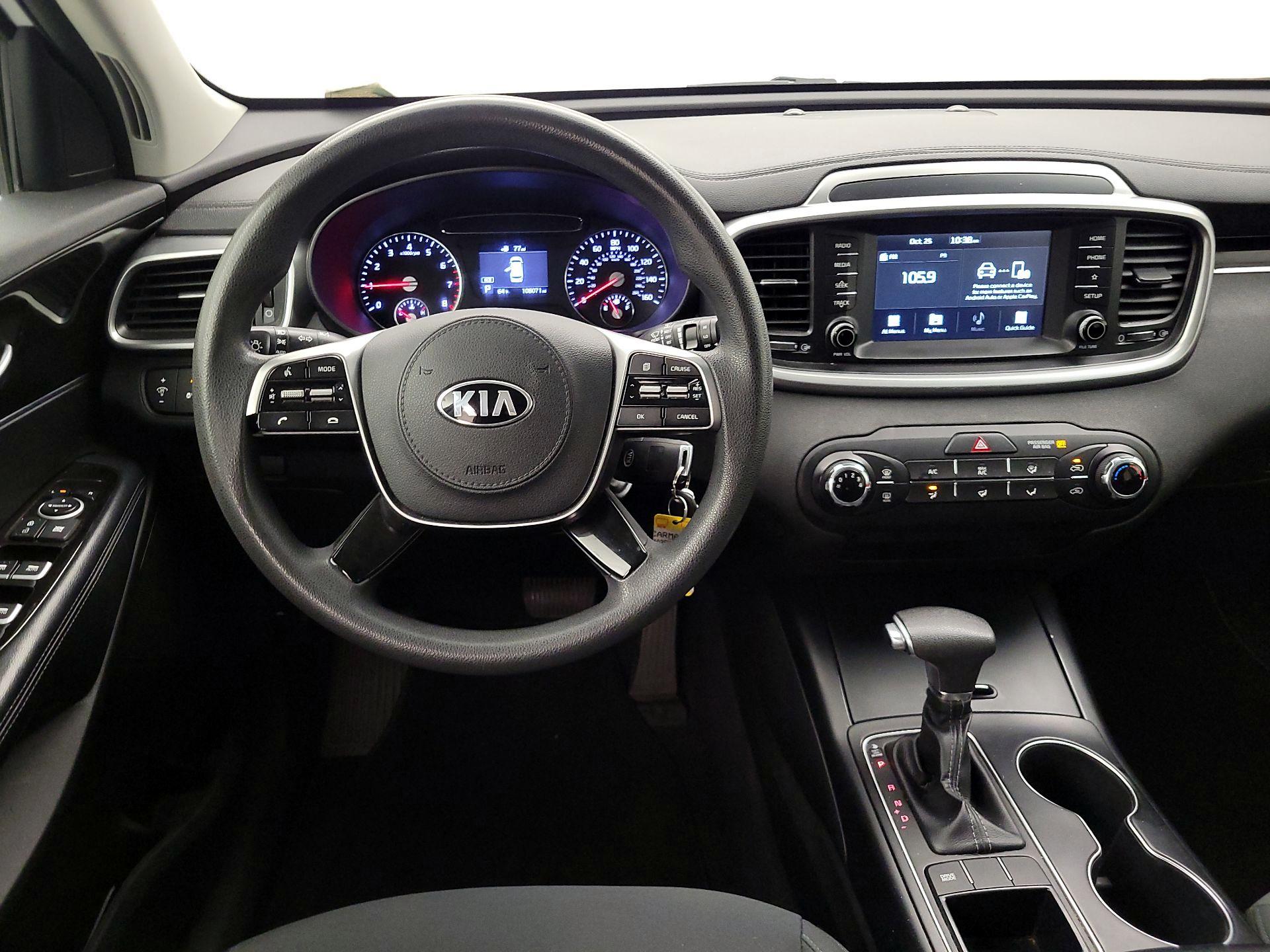 Thumbnail: 2019 Kia Sorento - 10