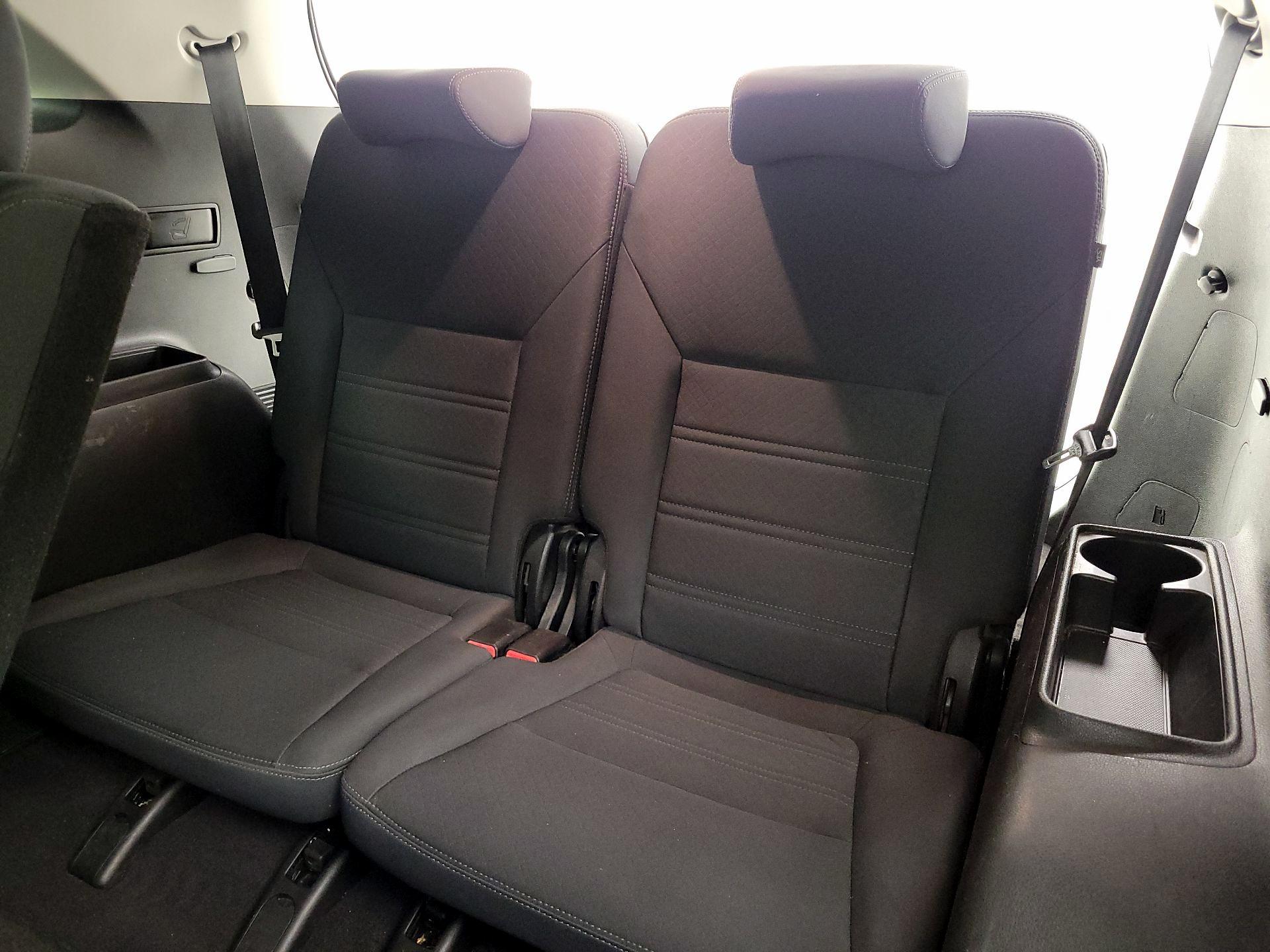 Thumbnail: 2019 Kia Sorento - 20