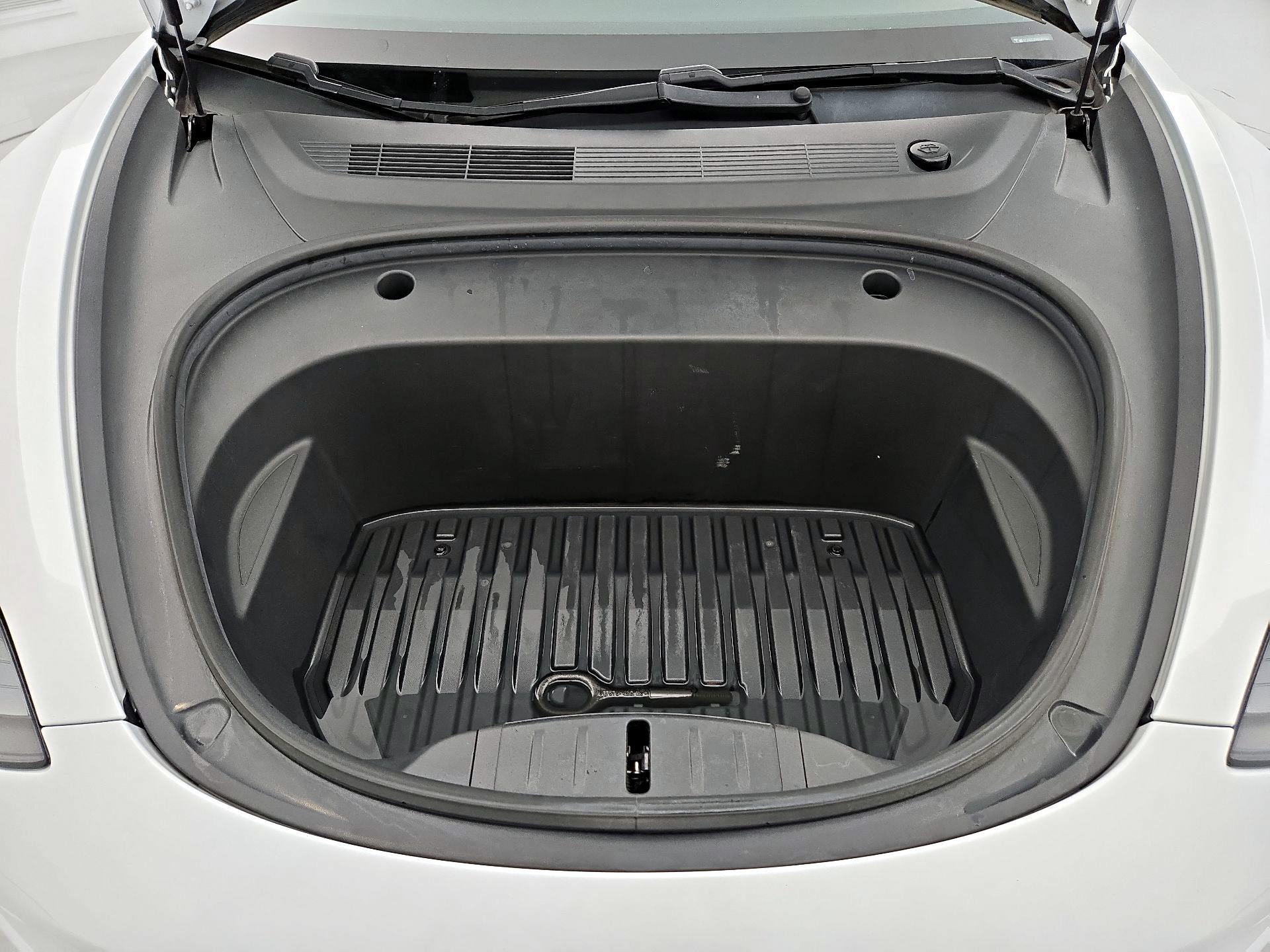 Thumbnail: 2021 Tesla Model 3 - 20