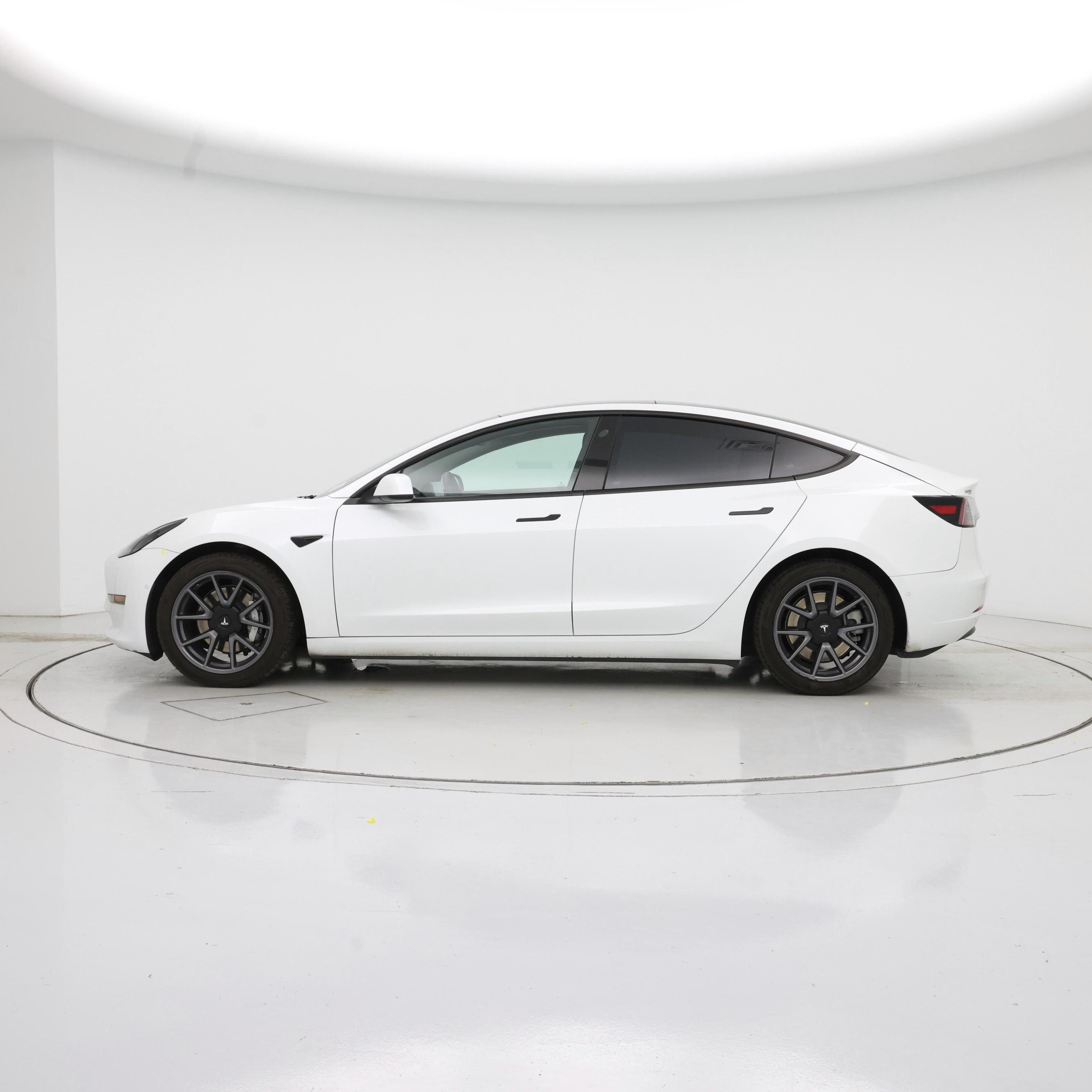 Thumbnail: 2021 Tesla Model 3 - 3