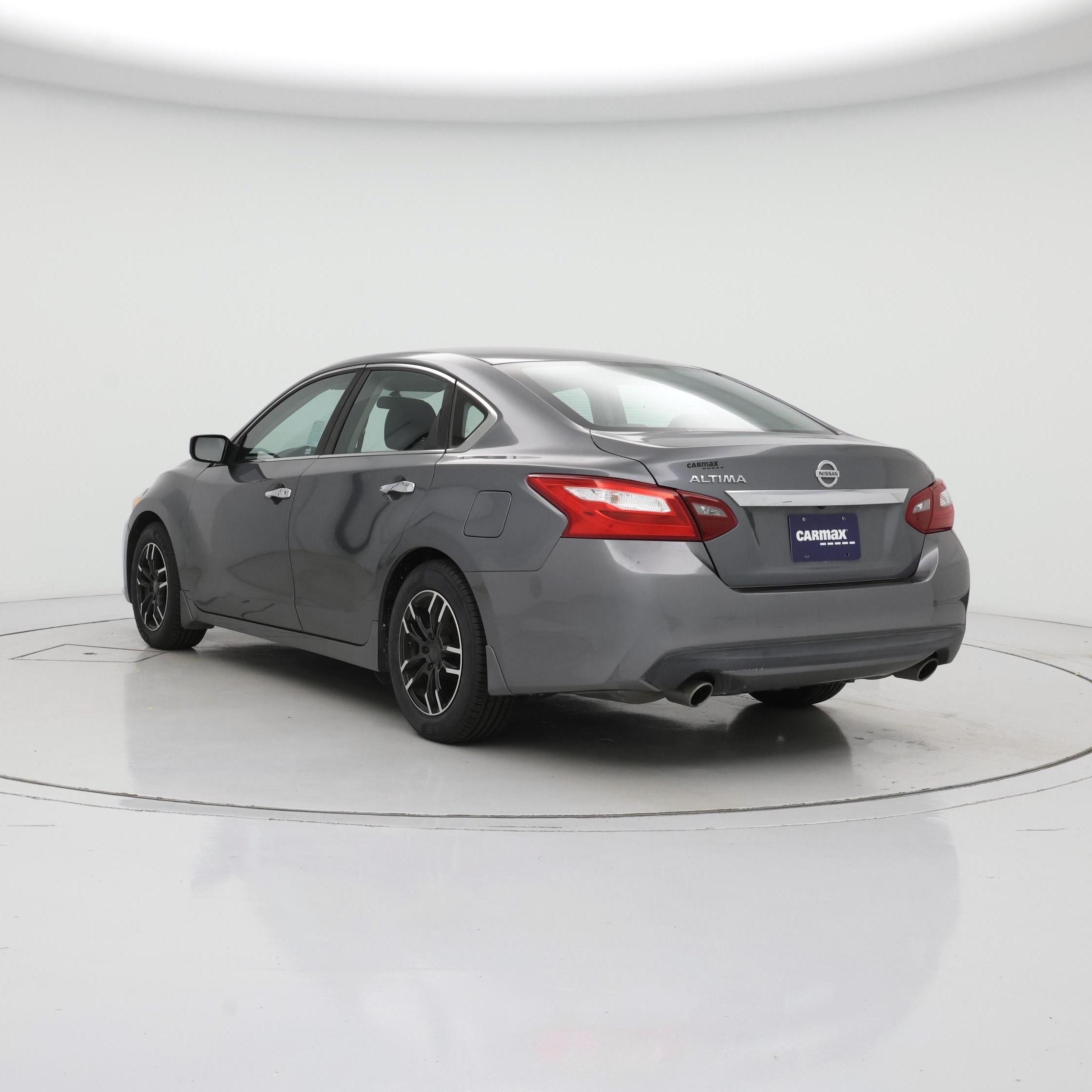 Thumbnail: 2018 Nissan Altima - 2