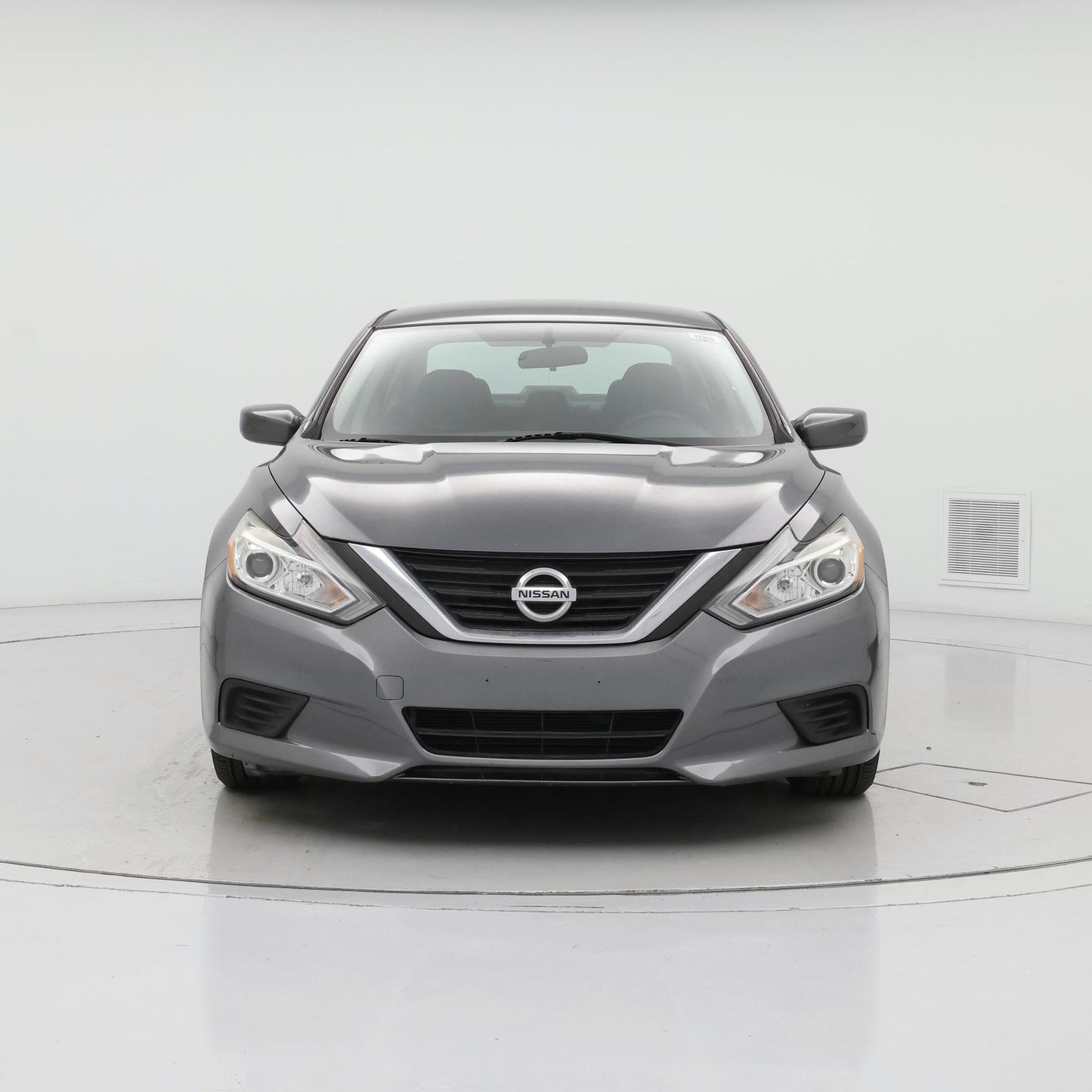 Thumbnail: 2018 Nissan Altima - 5