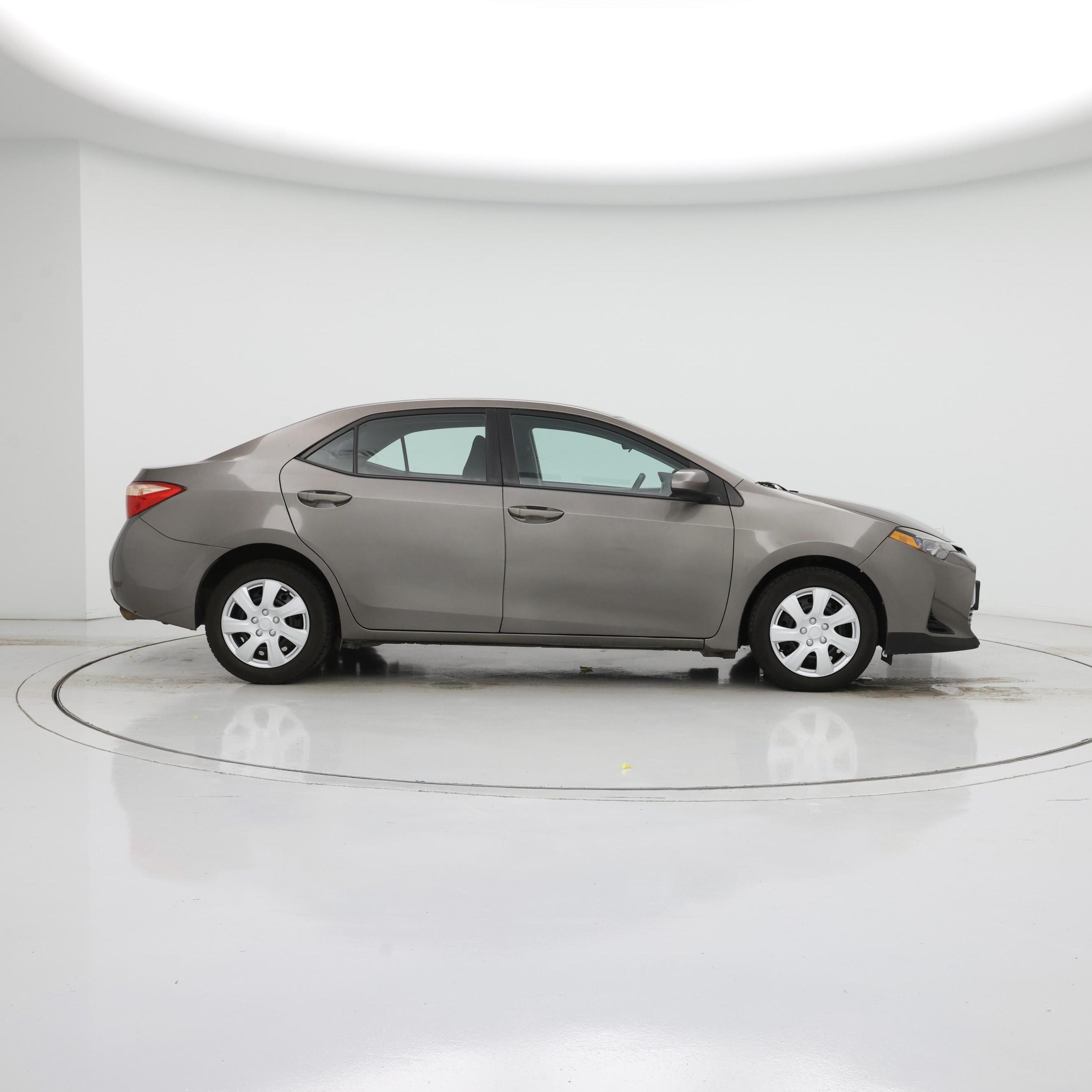 Thumbnail: 2018 Toyota Corolla - 7