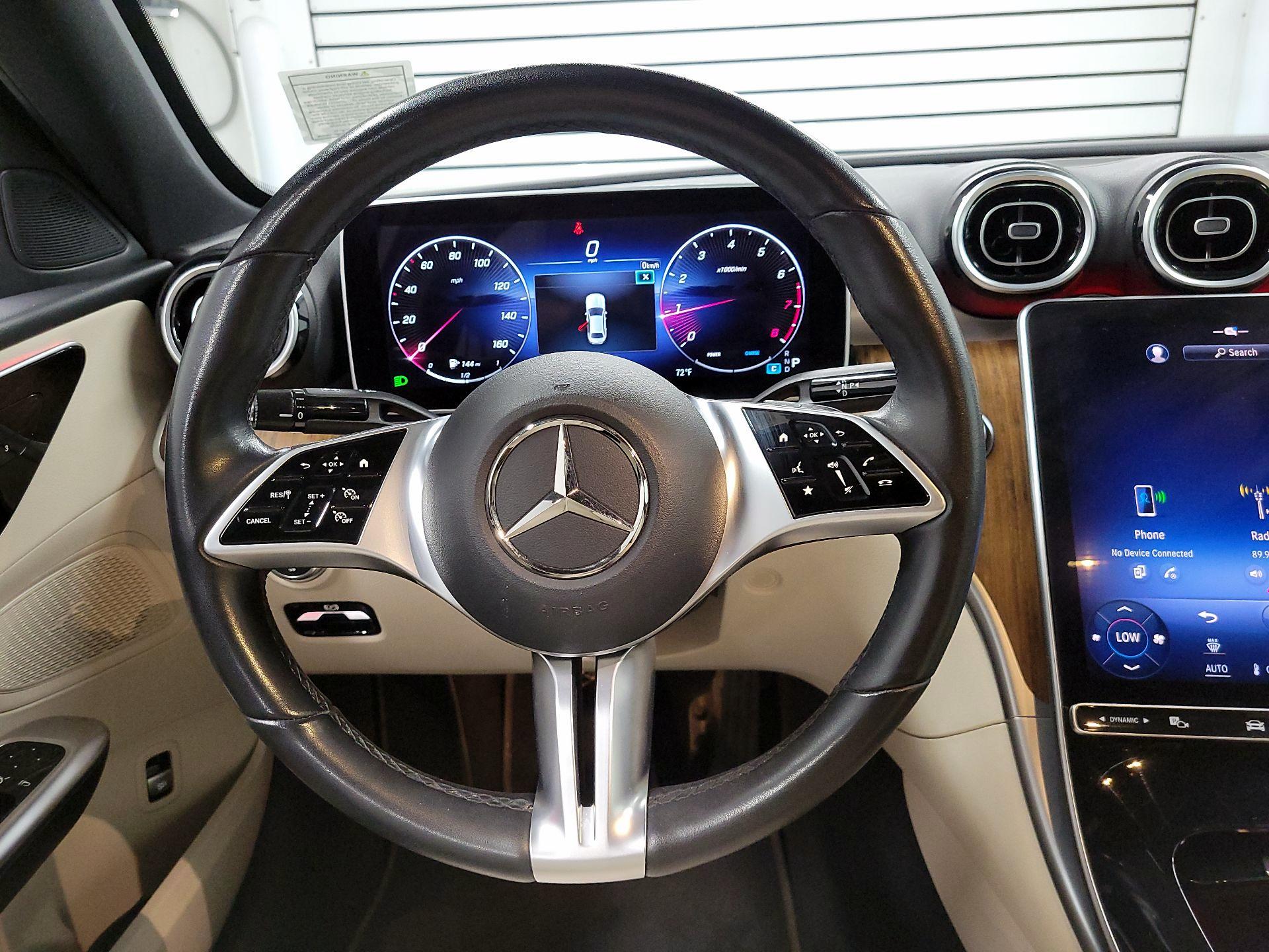 Thumbnail: 2023 Mercedes-Benz C-Class - 10