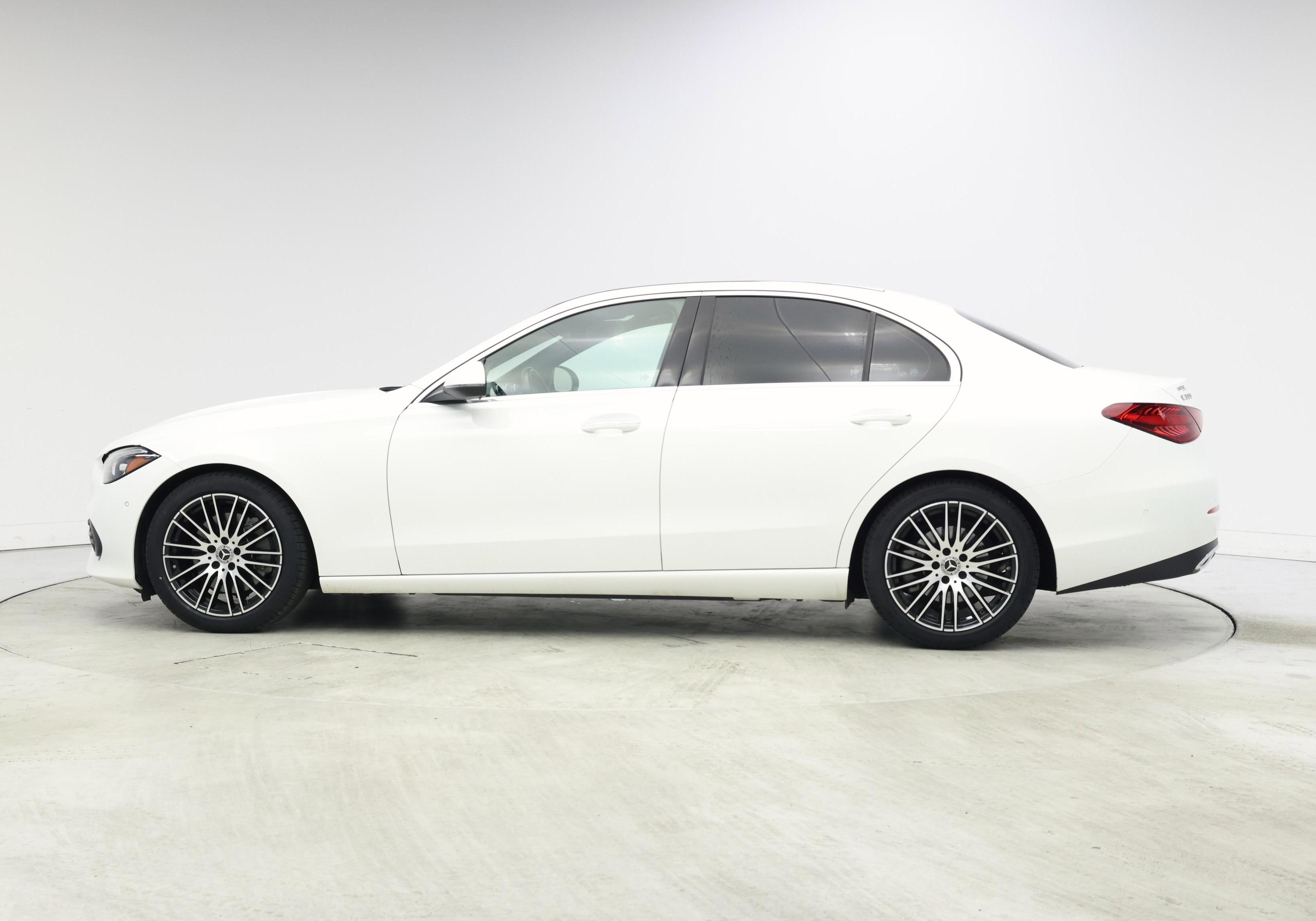 Thumbnail: 2023 Mercedes-Benz C-Class - 3
