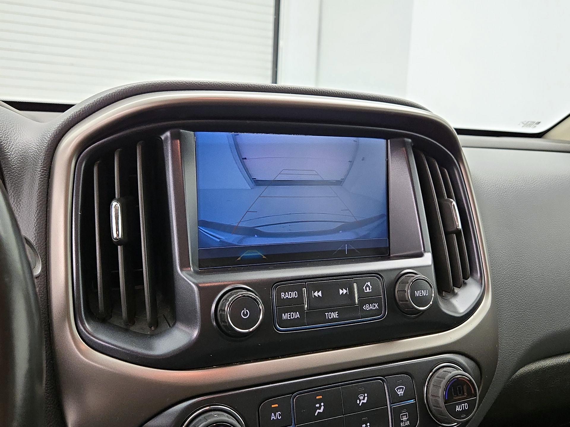 Thumbnail: 2018 Chevrolet Colorado - 14