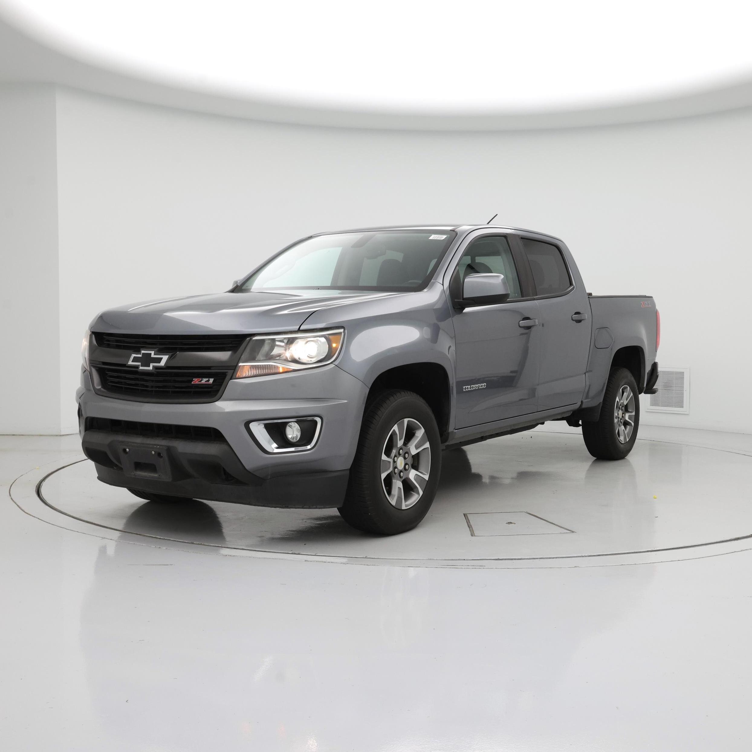 Thumbnail: 2018 Chevrolet Colorado - 4