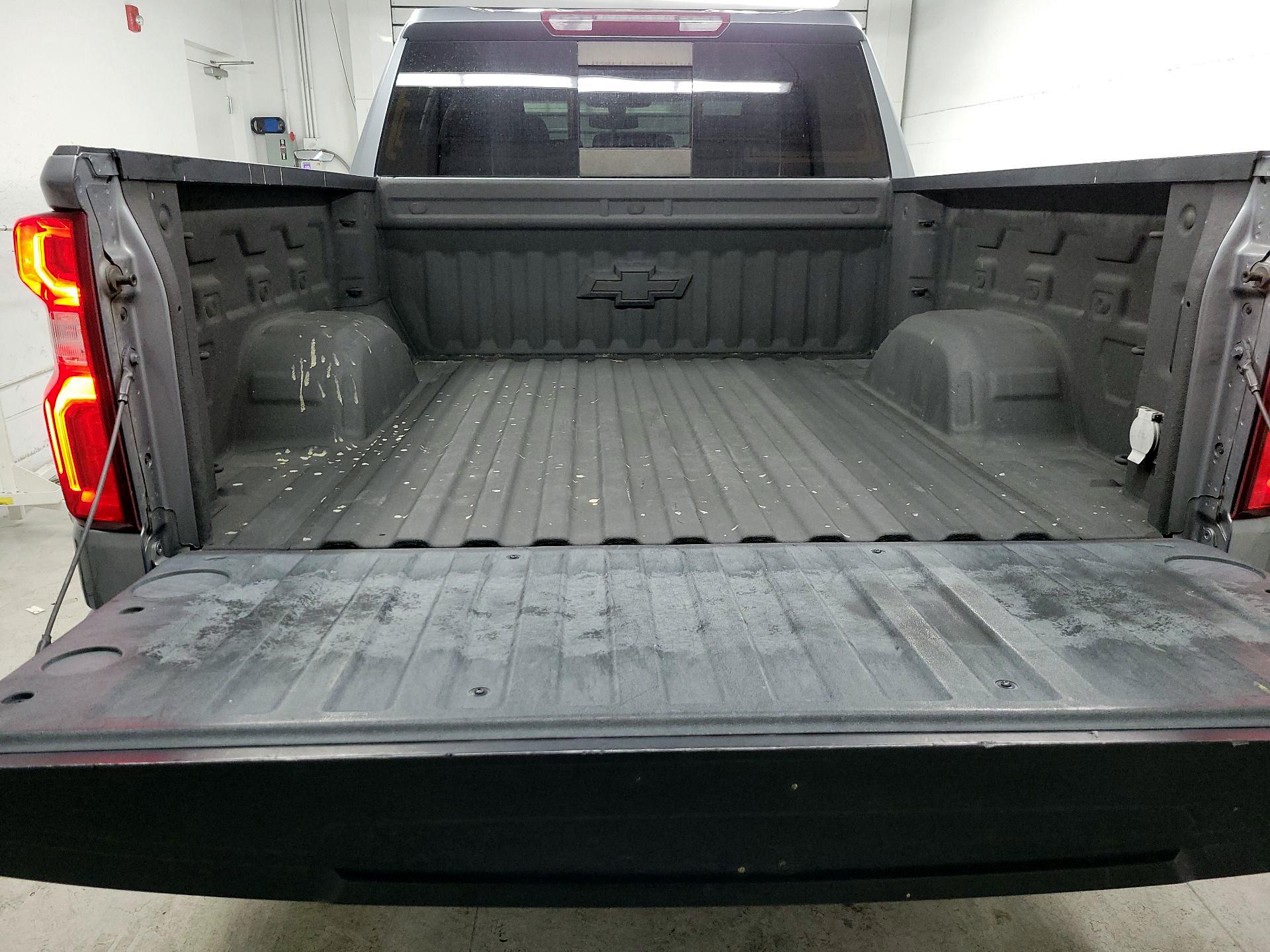 Thumbnail: 2020 Chevrolet Silverado 1500 - 20