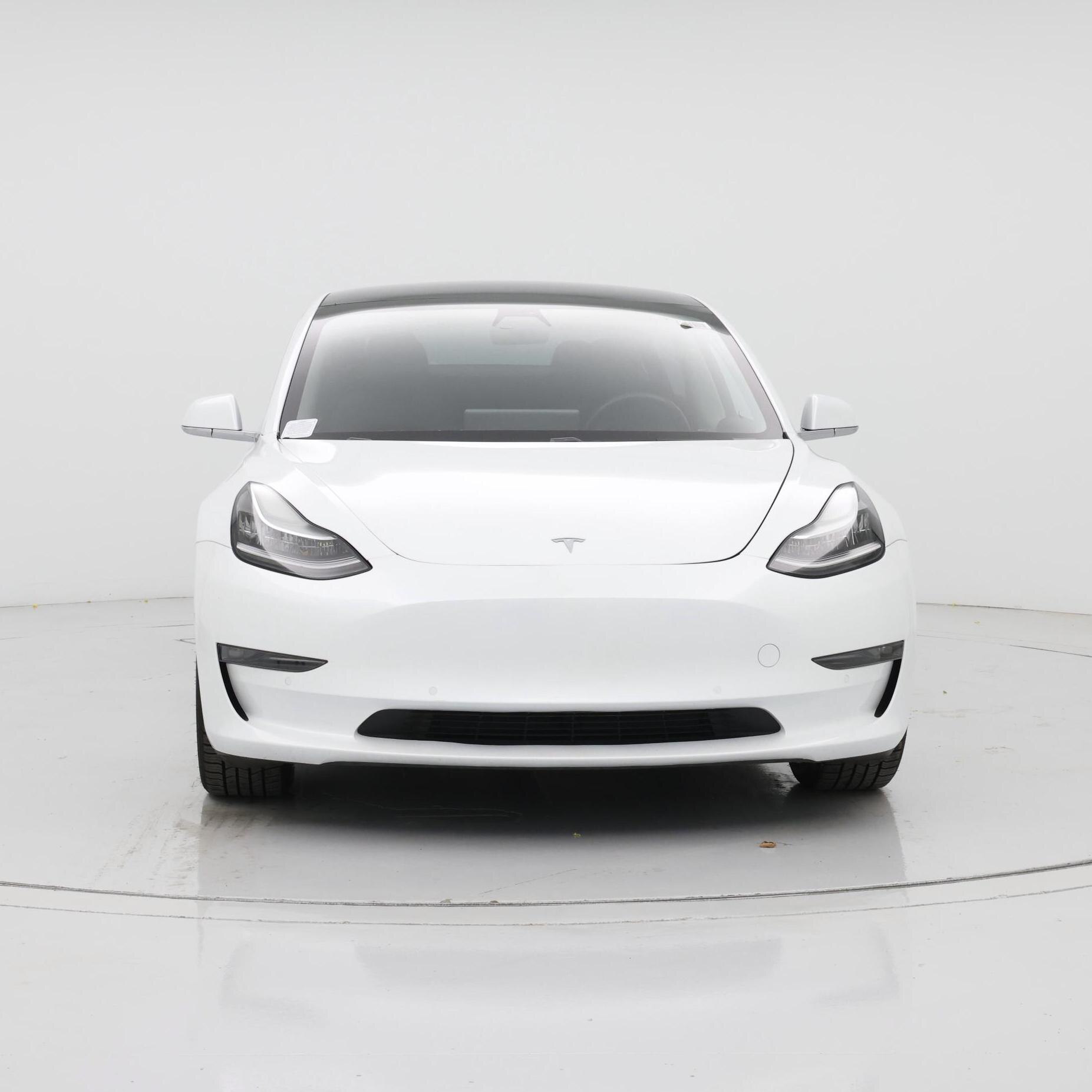 Thumbnail: 2019 Tesla Model 3 - 5