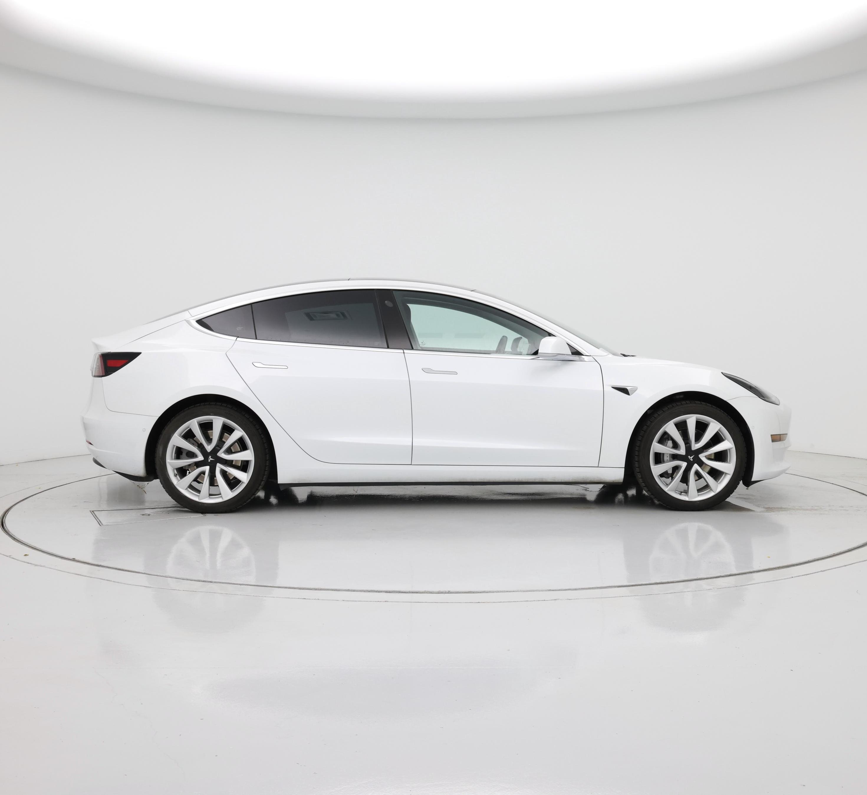 Thumbnail: 2019 Tesla Model 3 - 7