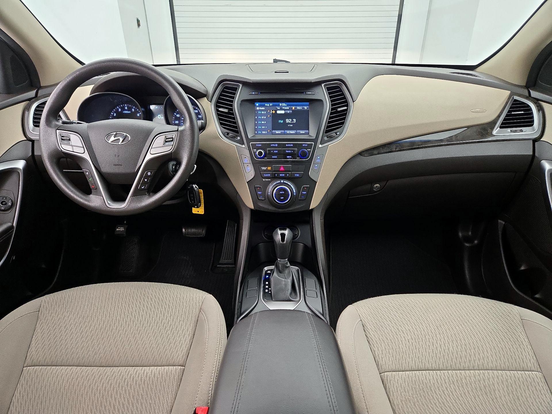 Thumbnail: 2017 Hyundai Santa Fe - 9