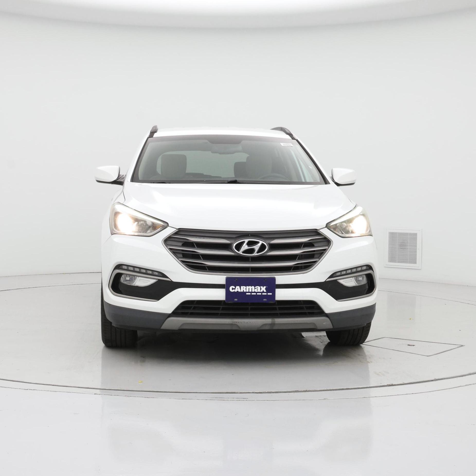 Thumbnail: 2017 Hyundai Santa Fe - 5