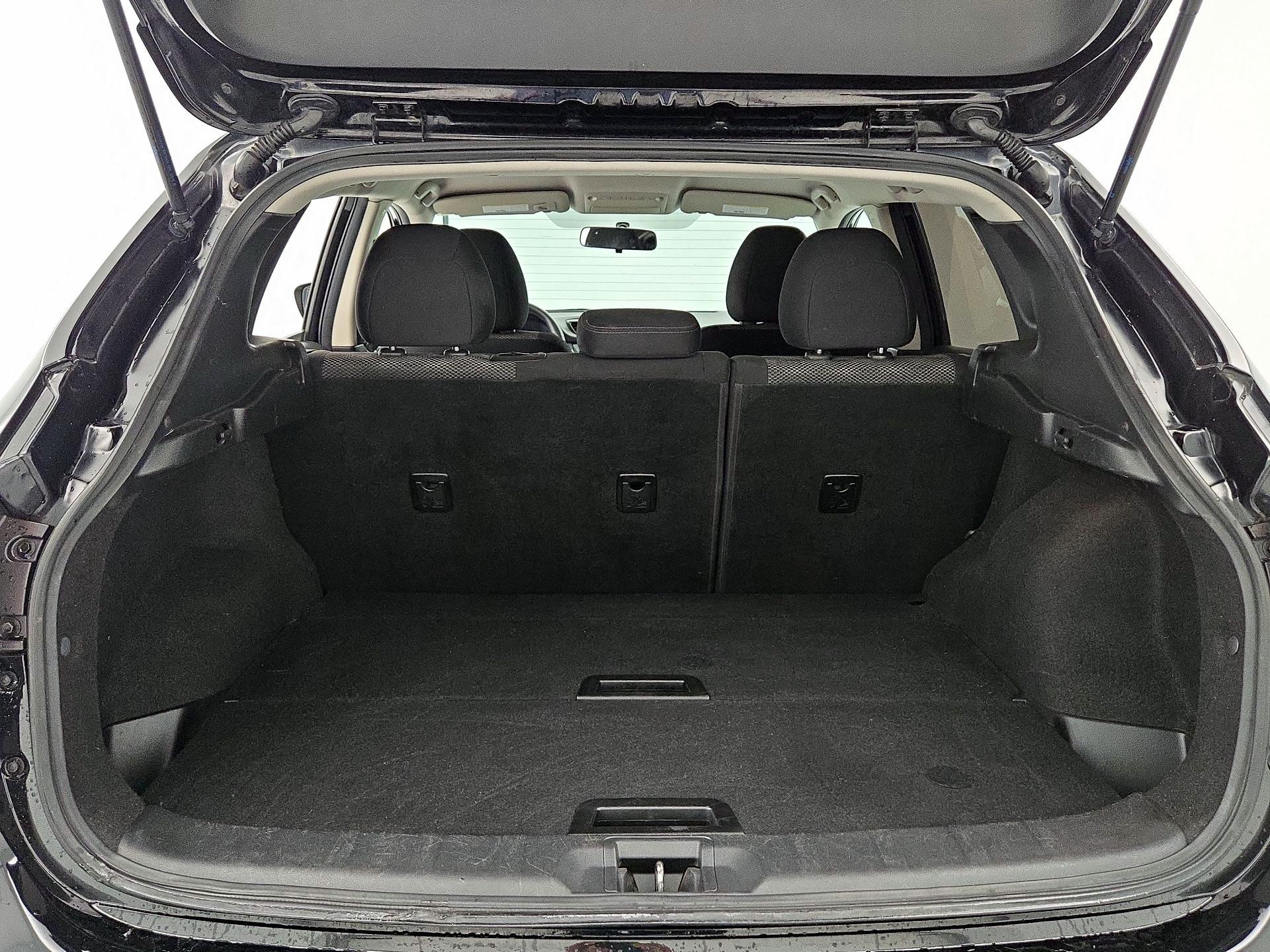 Thumbnail: 2017 Nissan Rogue Sport - 20
