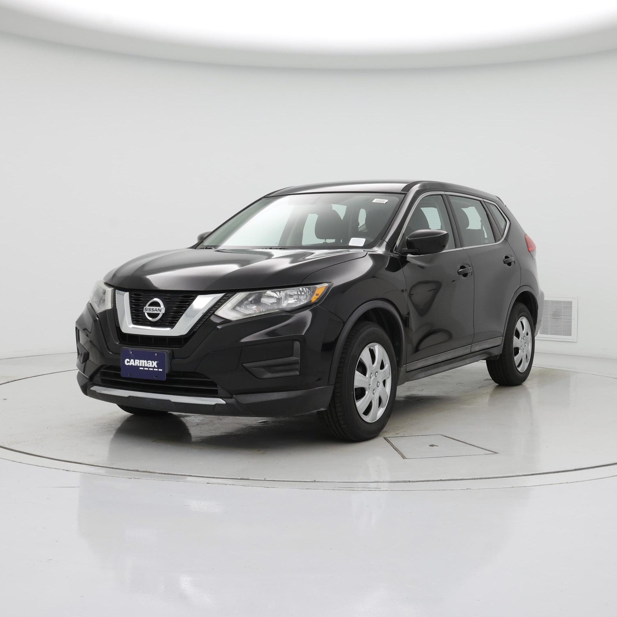 Thumbnail: 2017 Nissan Rogue - 4