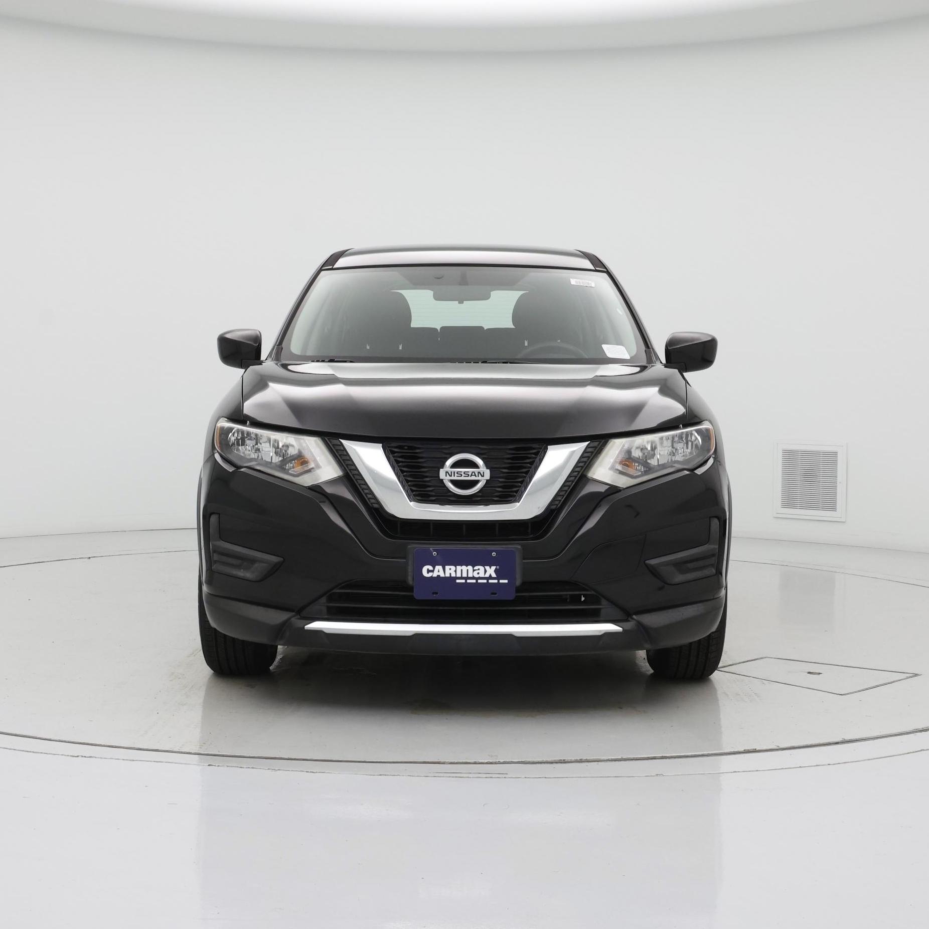 Thumbnail: 2017 Nissan Rogue - 5