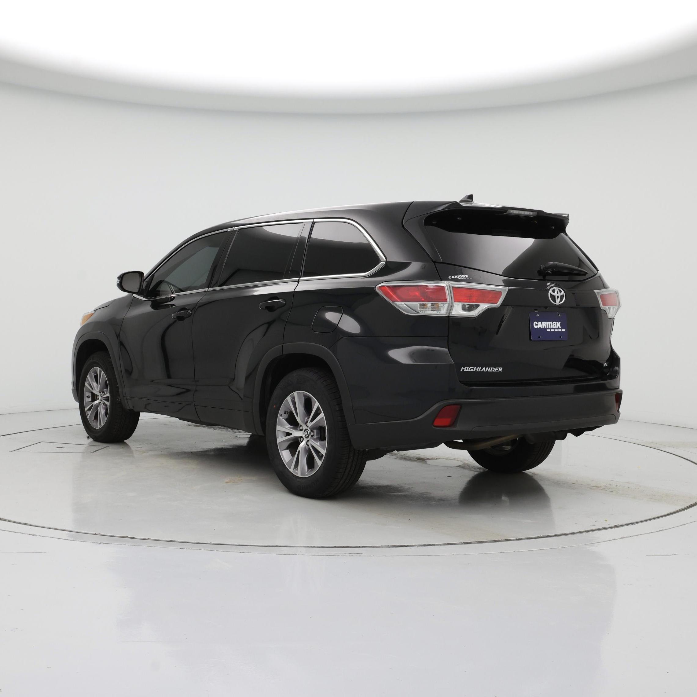 Thumbnail: 2016 Toyota Highlander - 2