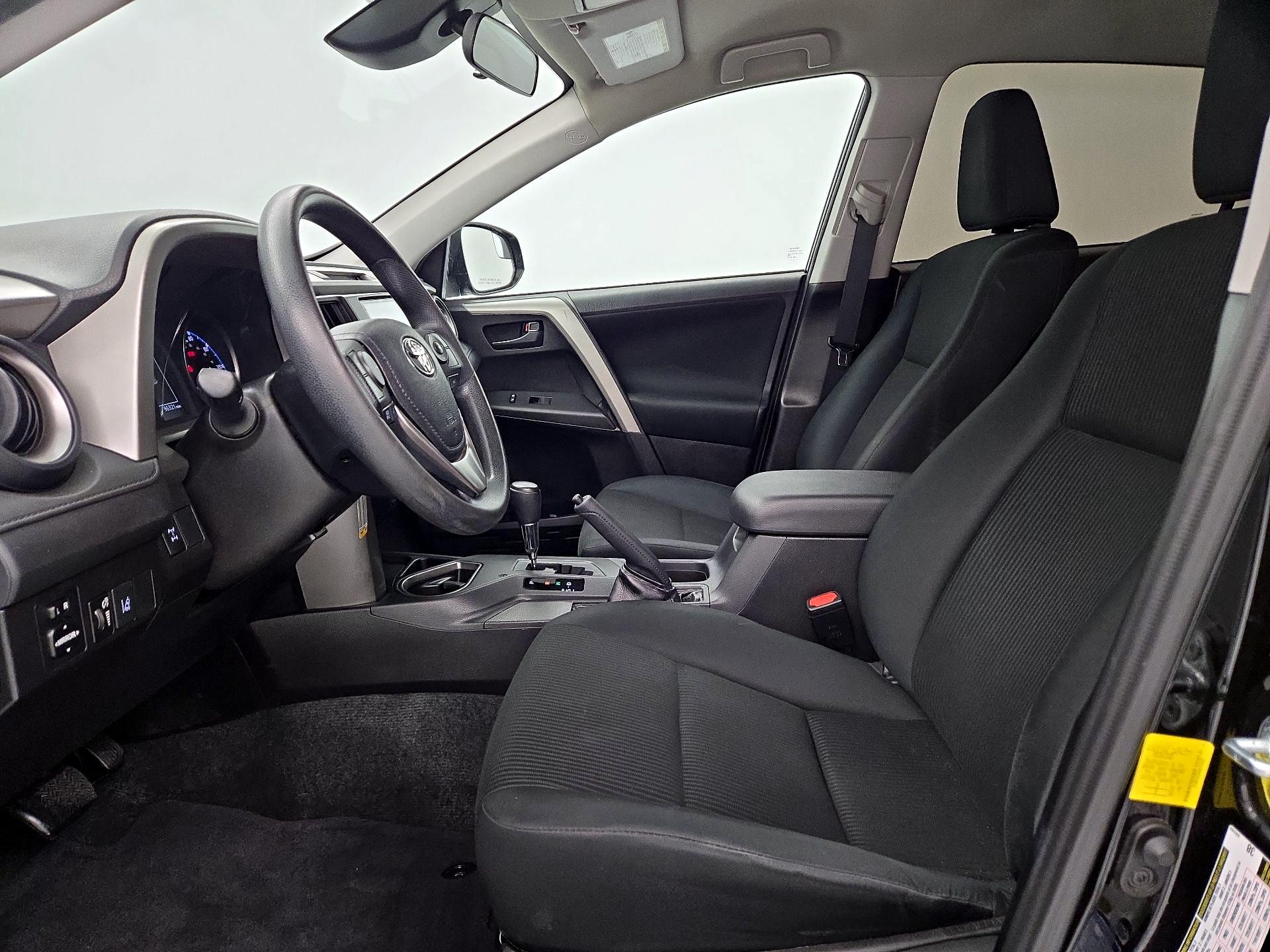Thumbnail: 2017 Toyota RAV4 - 11