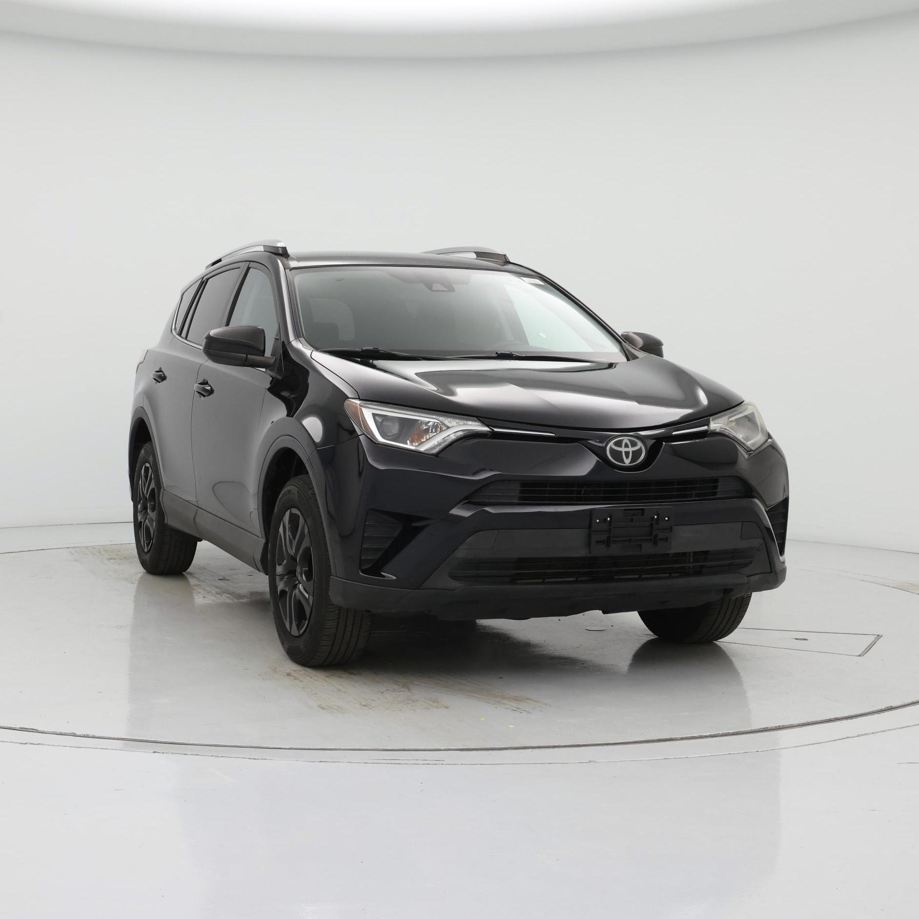 Thumbnail: 2017 Toyota RAV4 - 5