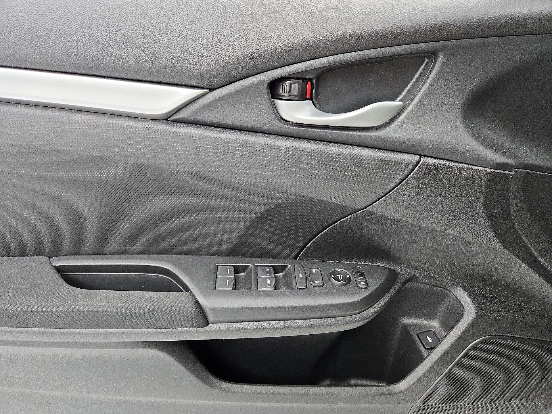 Thumbnail: 2019 Honda Civic - 12