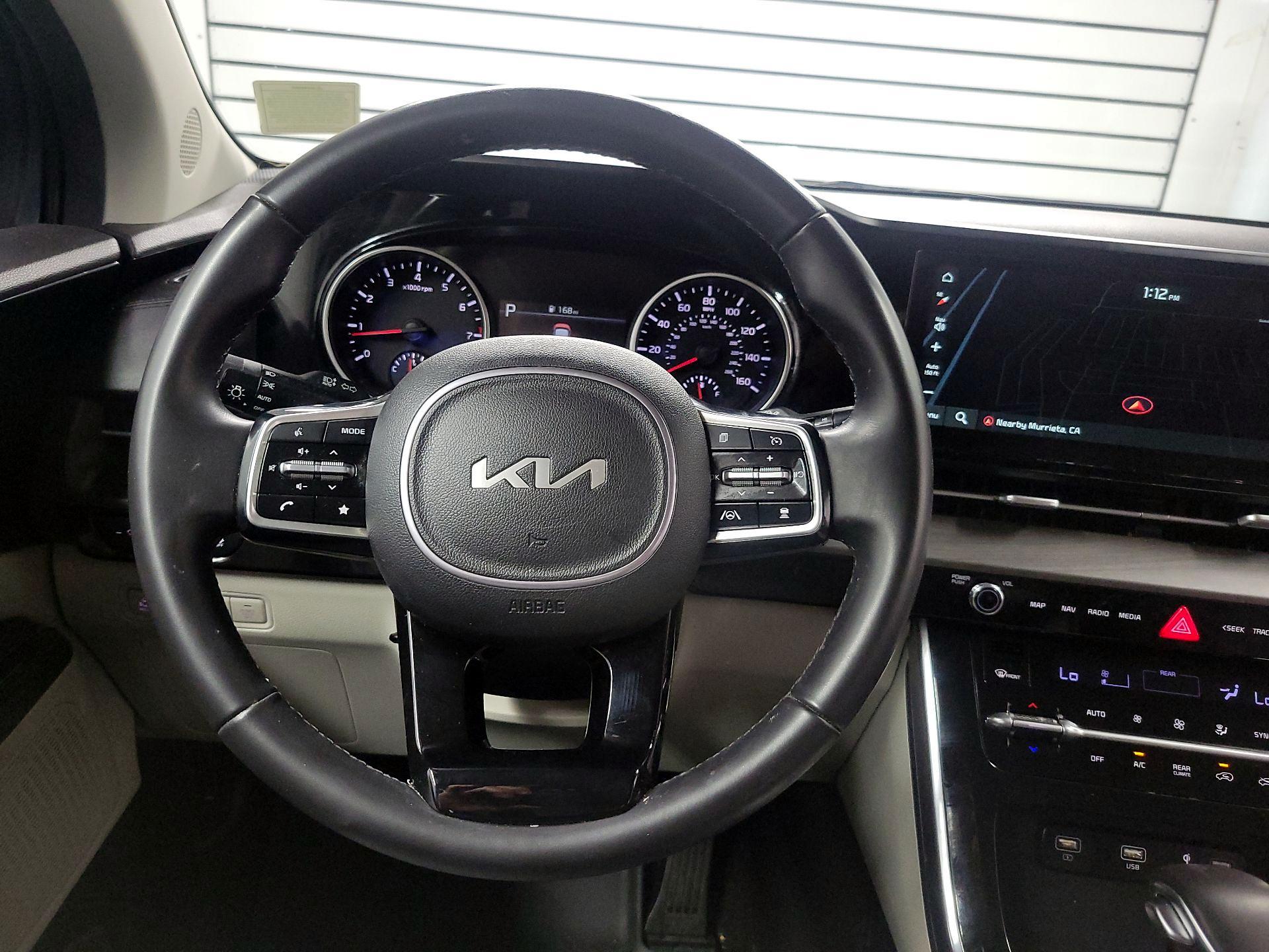 Thumbnail: 2023 Kia Carnival - 10