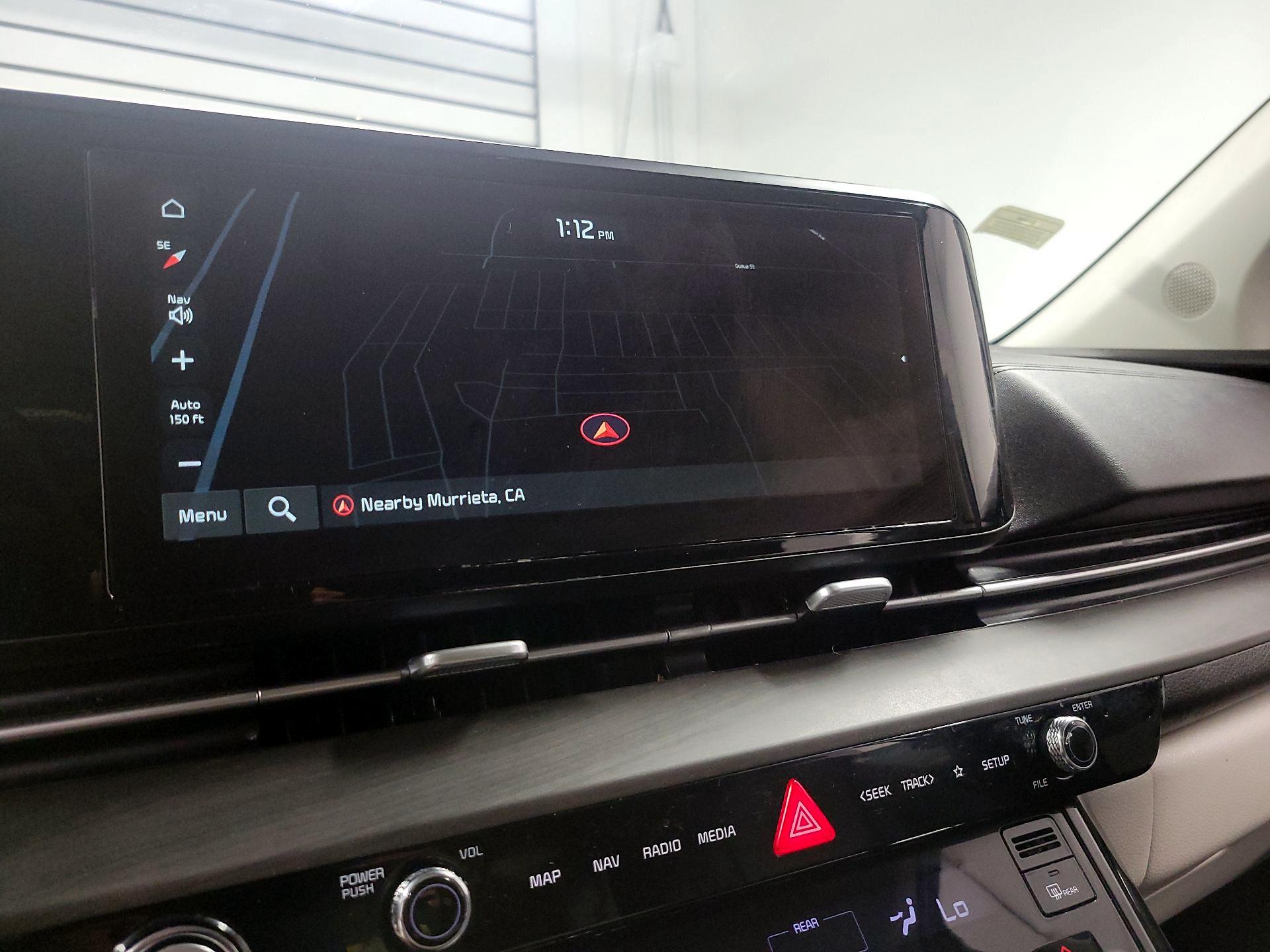 Thumbnail: 2023 Kia Carnival - 14