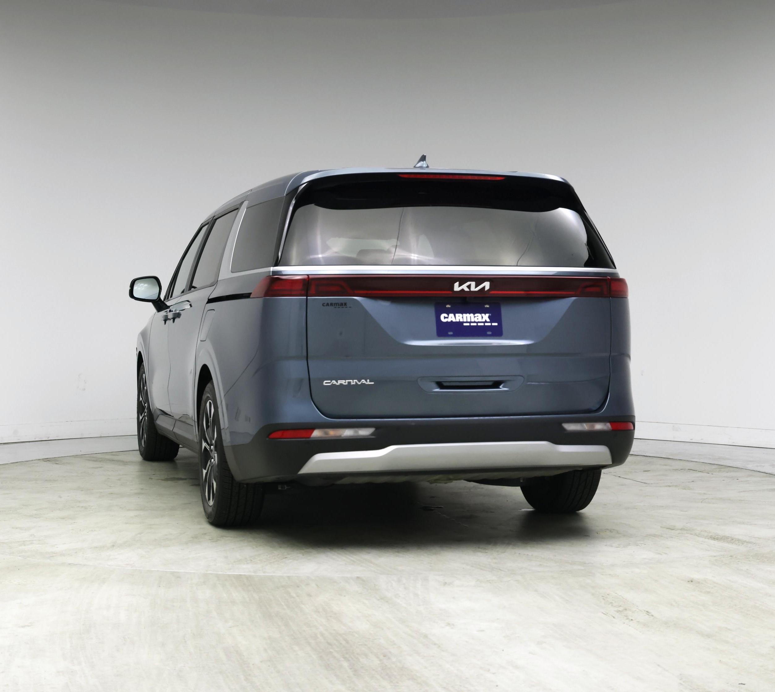 Thumbnail: 2023 Kia Carnival - 6
