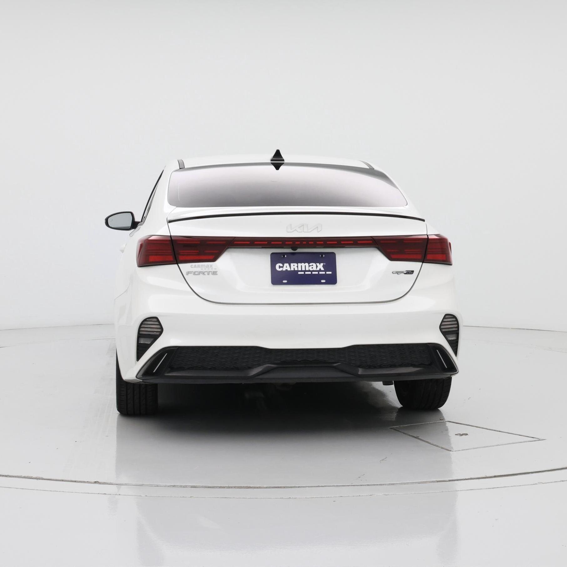 Thumbnail: 2023 Kia Forte - 6