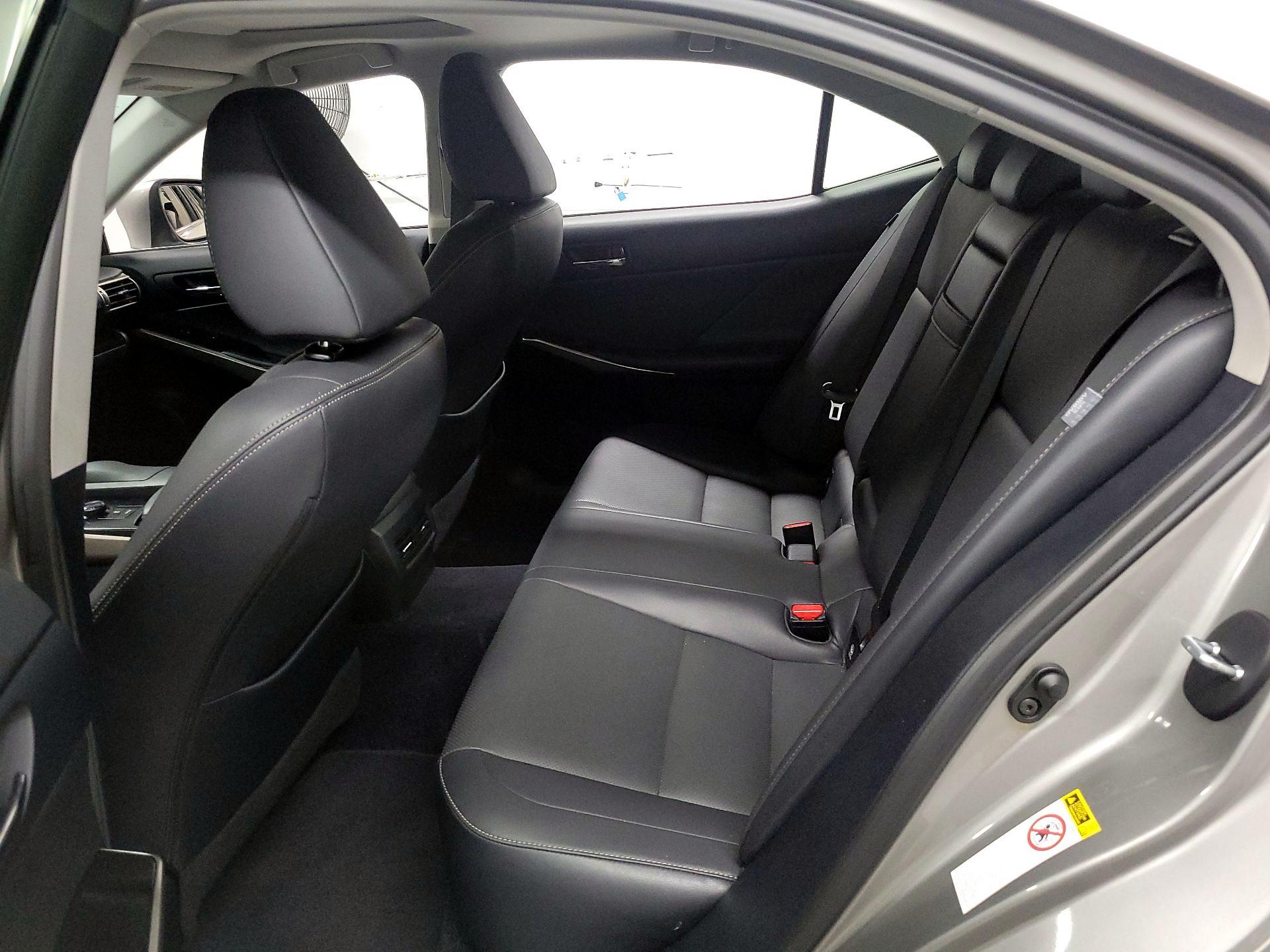 Thumbnail: 2014 Lexus IS - 19