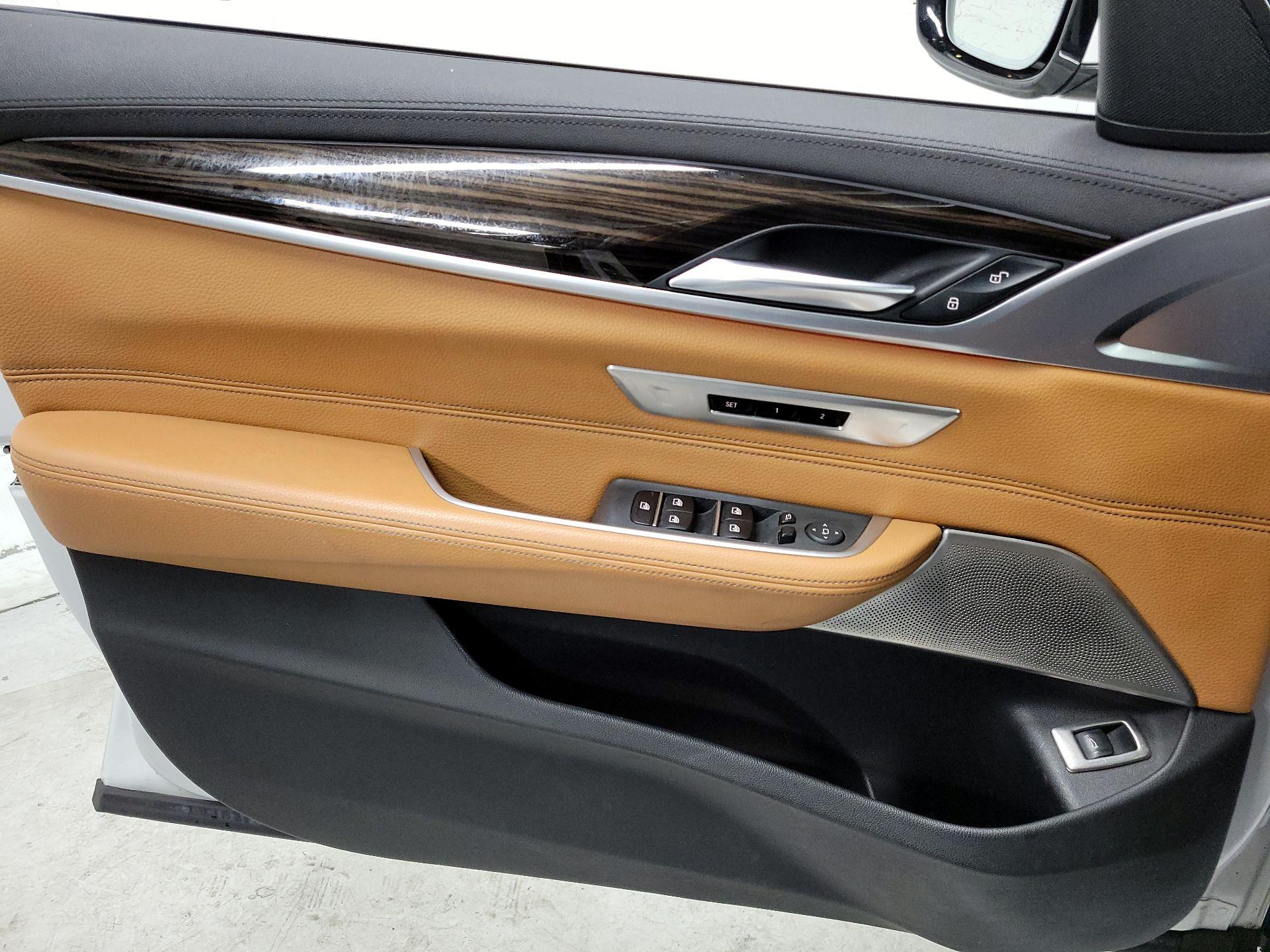 Thumbnail: 2019 BMW 6 Series - 12