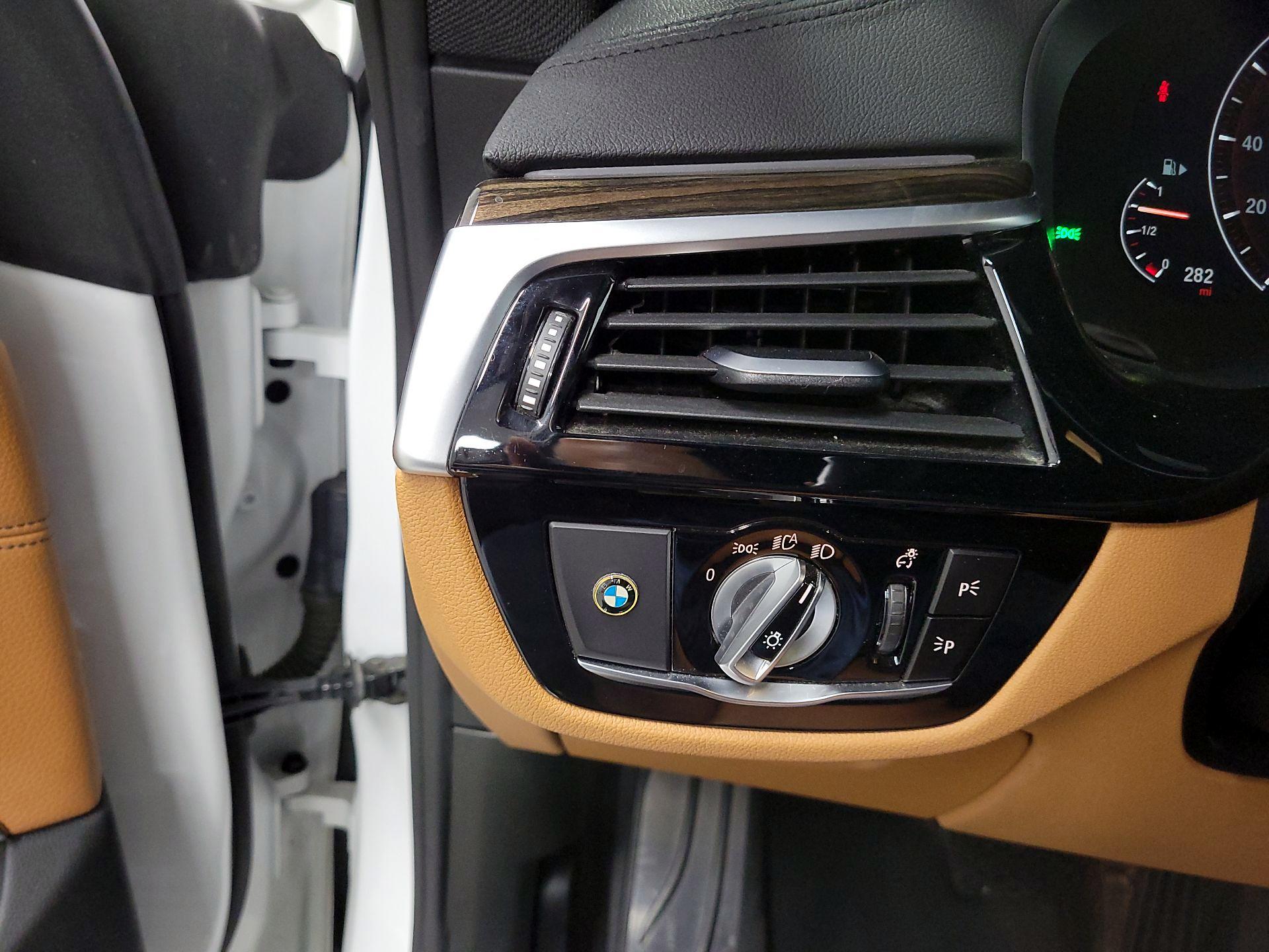 Thumbnail: 2019 BMW 6 Series - 13