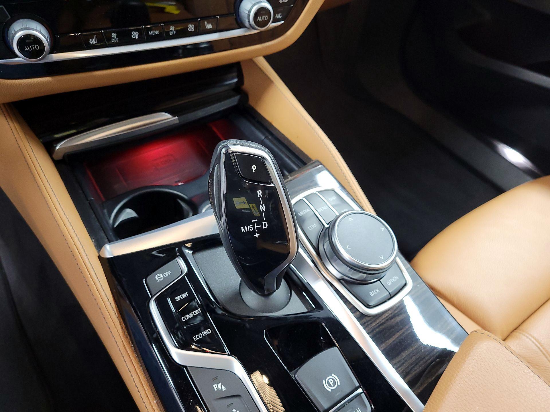 Thumbnail: 2019 BMW 6 Series - 18
