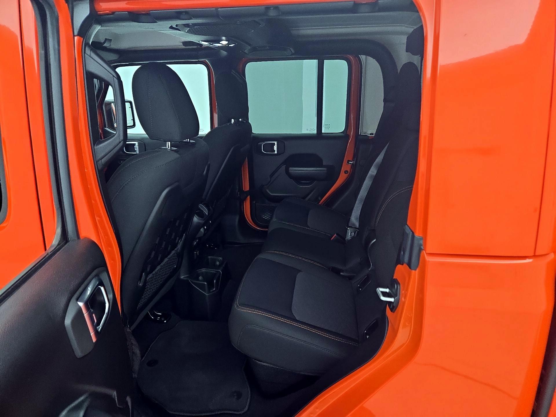 Thumbnail: 2023 Jeep Gladiator - 19
