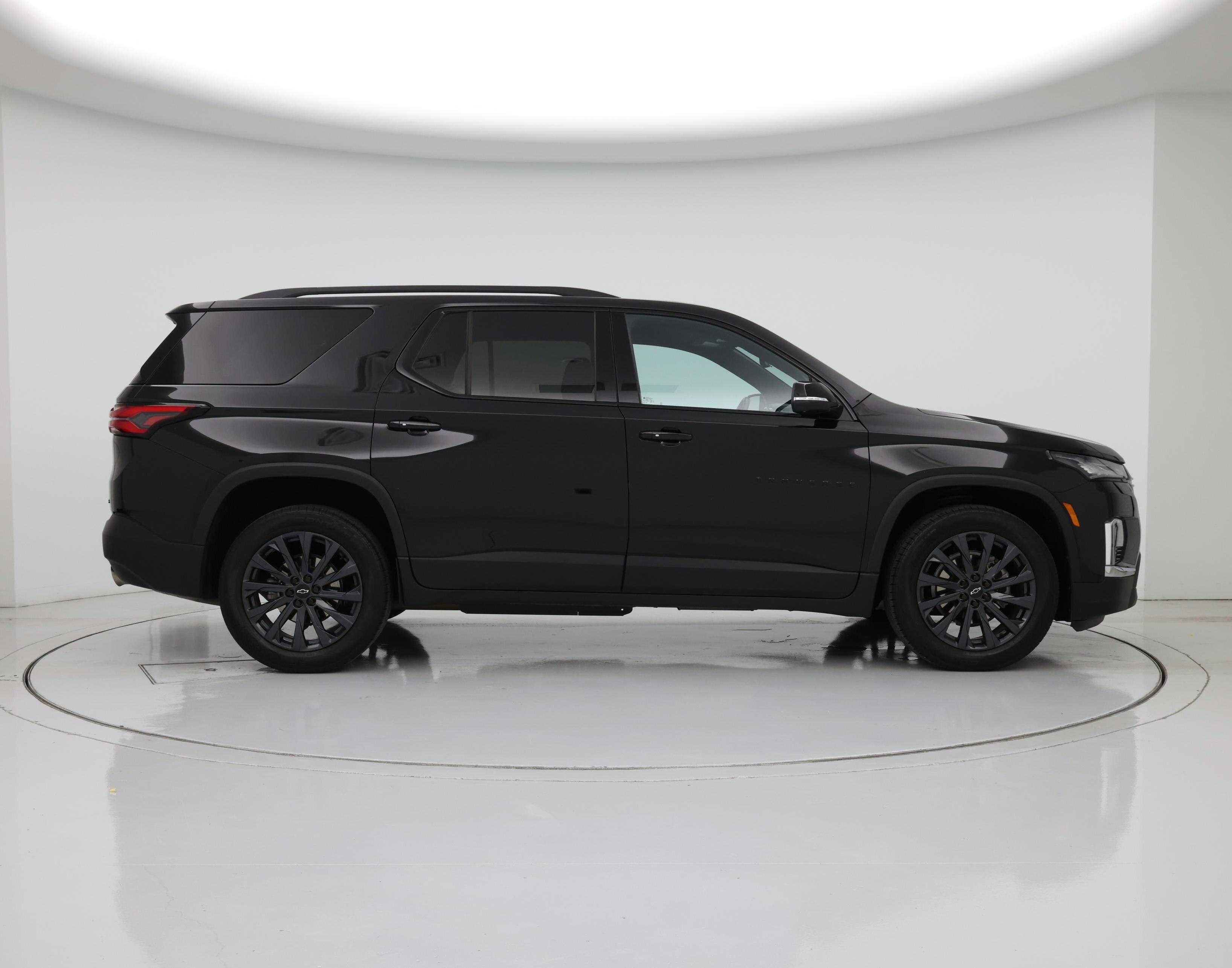Thumbnail: 2023 Chevrolet Traverse - 7