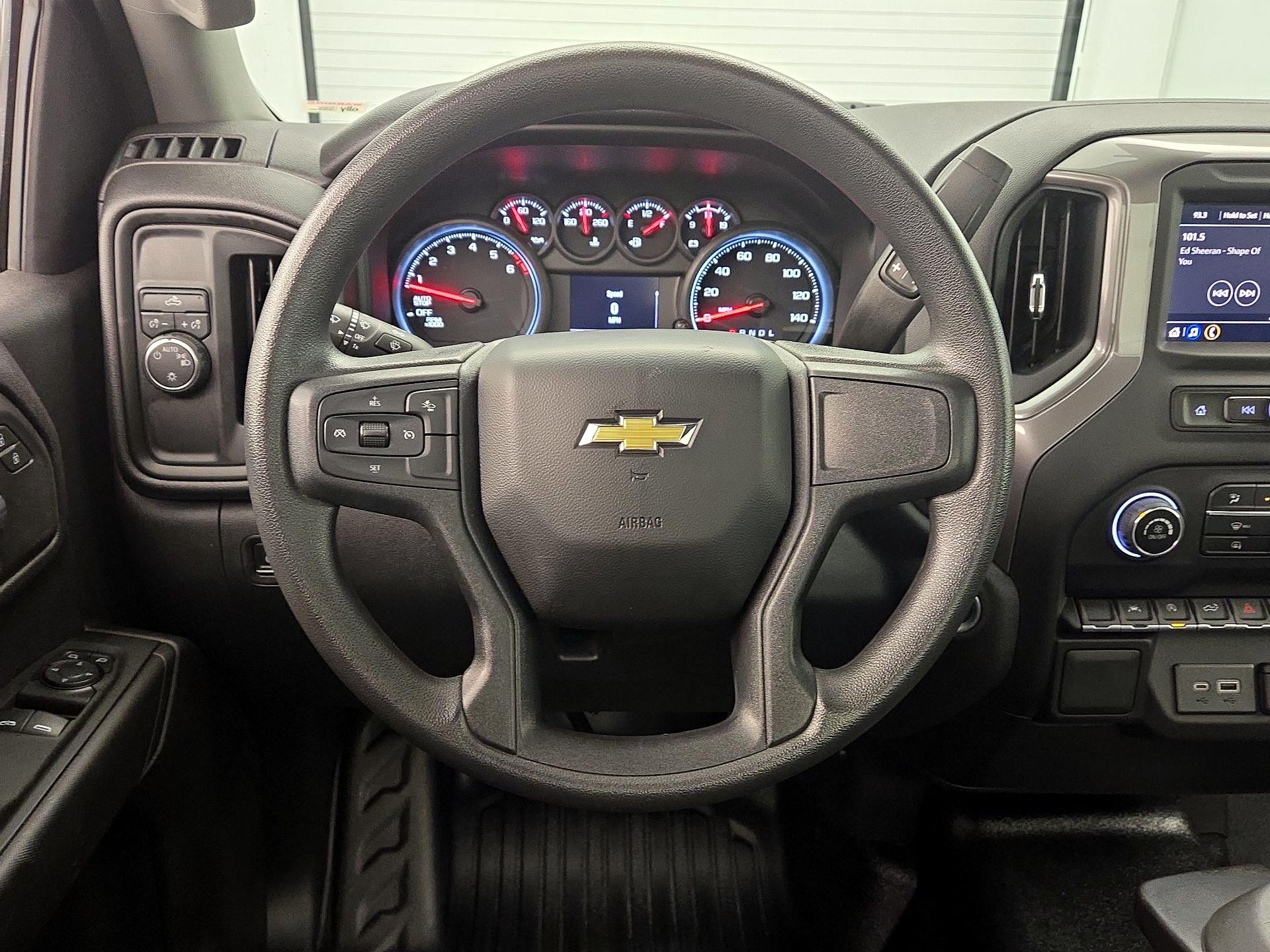 Thumbnail: 2023 Chevrolet Silverado 1500 - 10