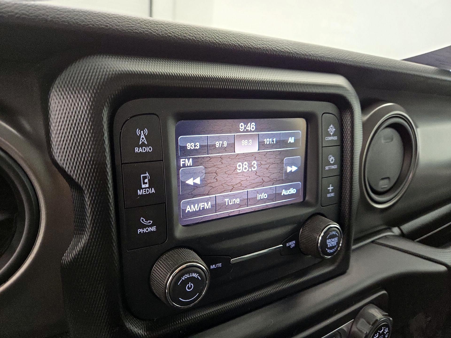 Thumbnail: 2021 Jeep Wrangler - 15