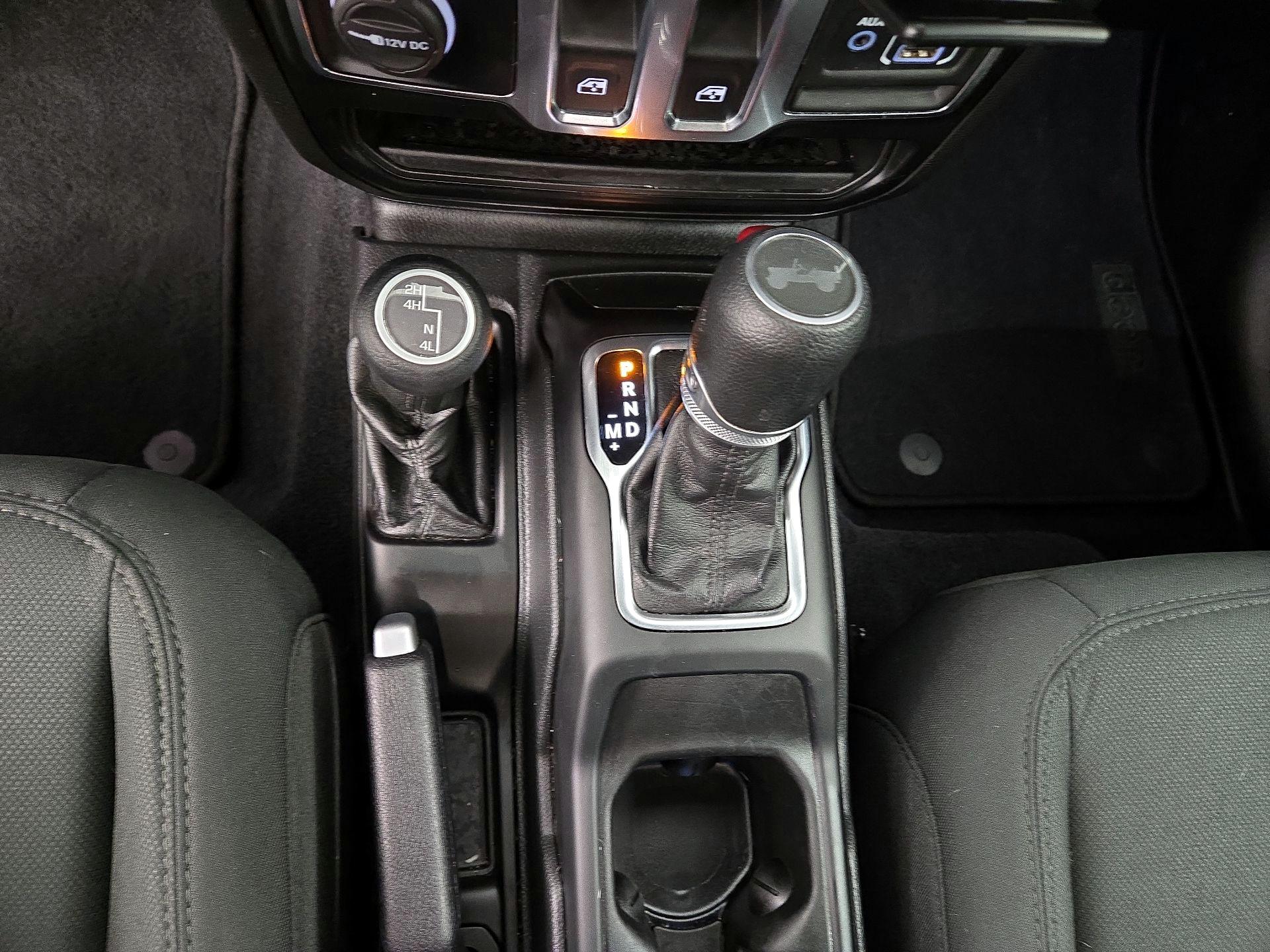 Thumbnail: 2021 Jeep Wrangler - 17
