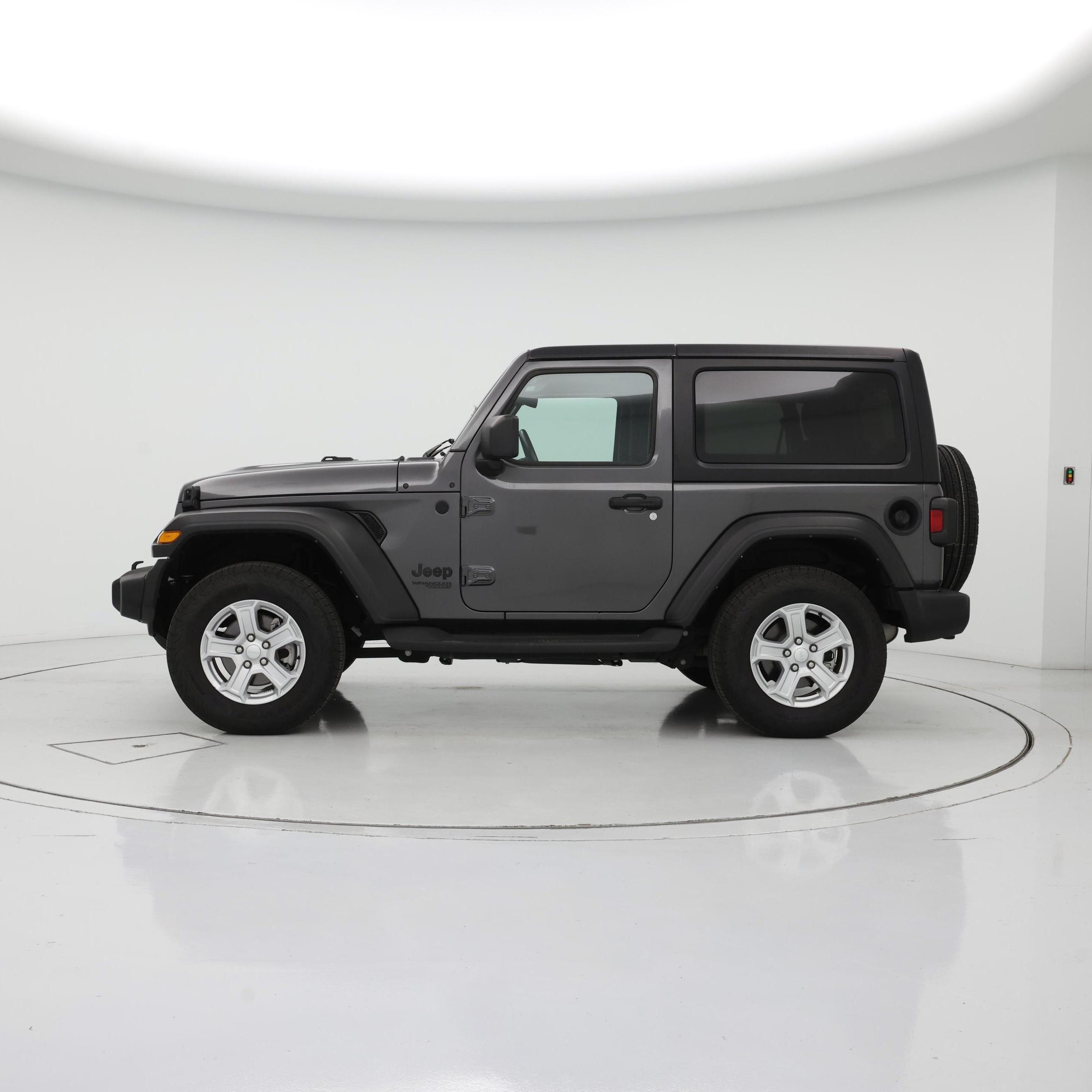 Thumbnail: 2021 Jeep Wrangler - 3
