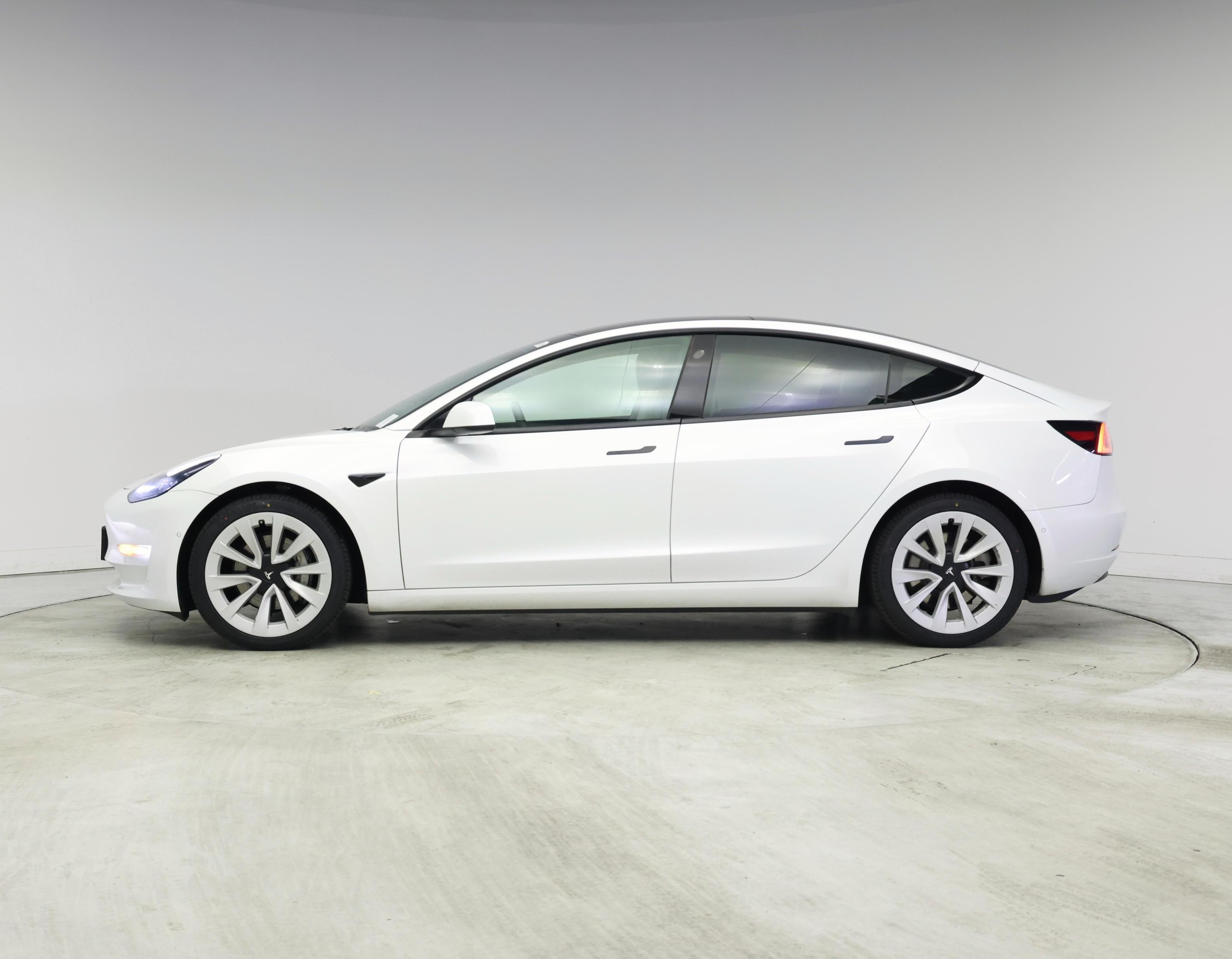 Thumbnail: 2021 Tesla Model 3 - 3