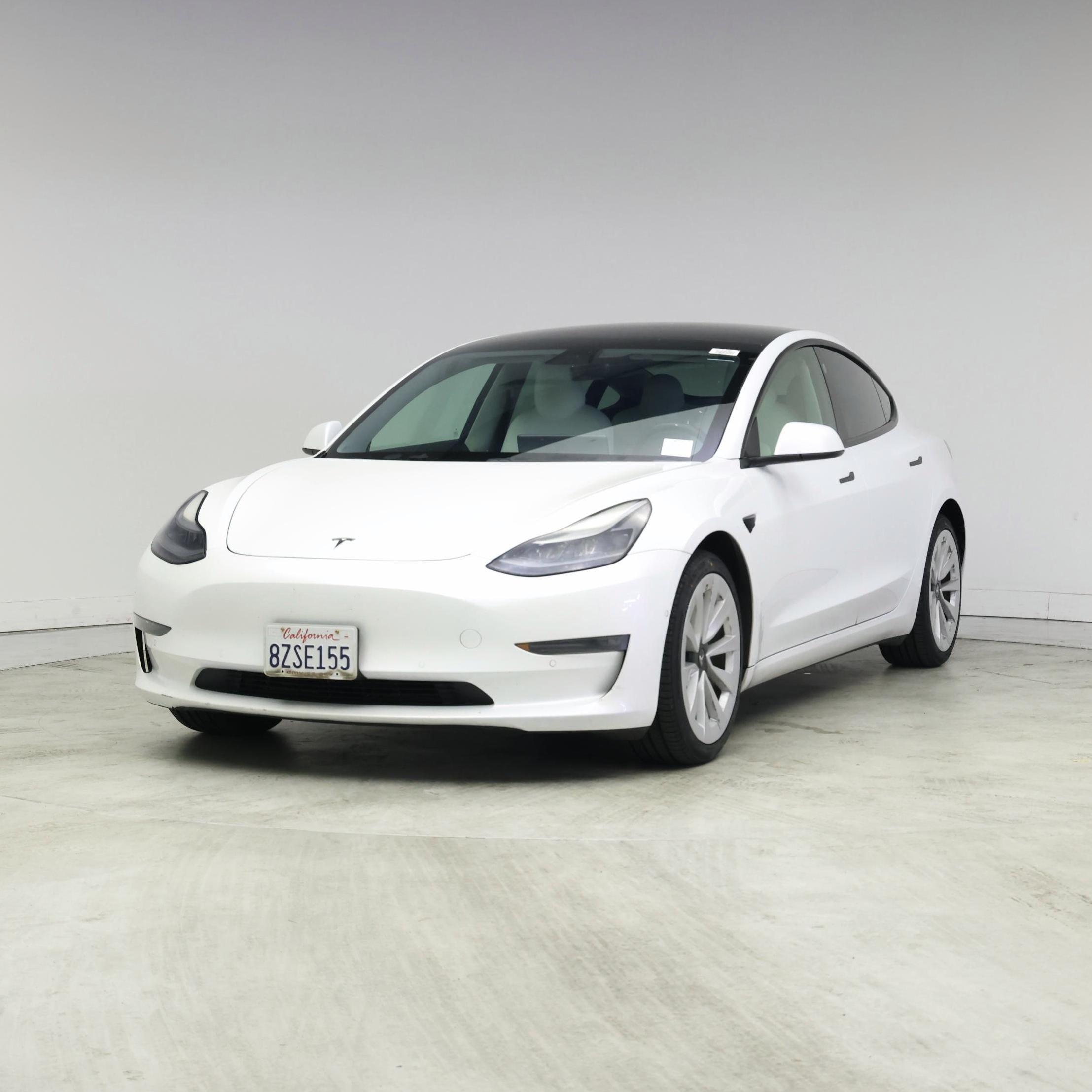 Thumbnail: 2021 Tesla Model 3 - 4