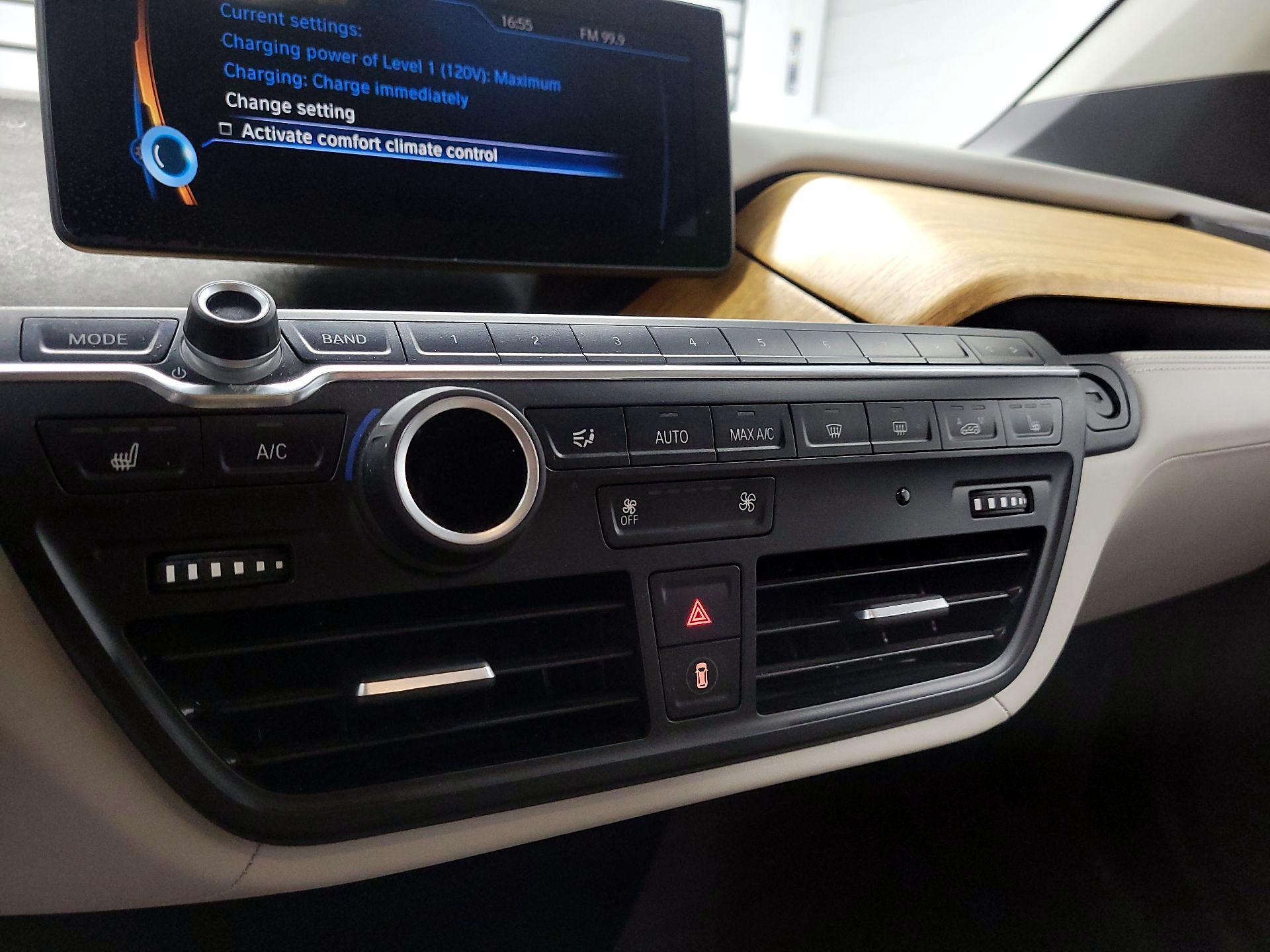 Thumbnail: 2017 BMW i3 - 17