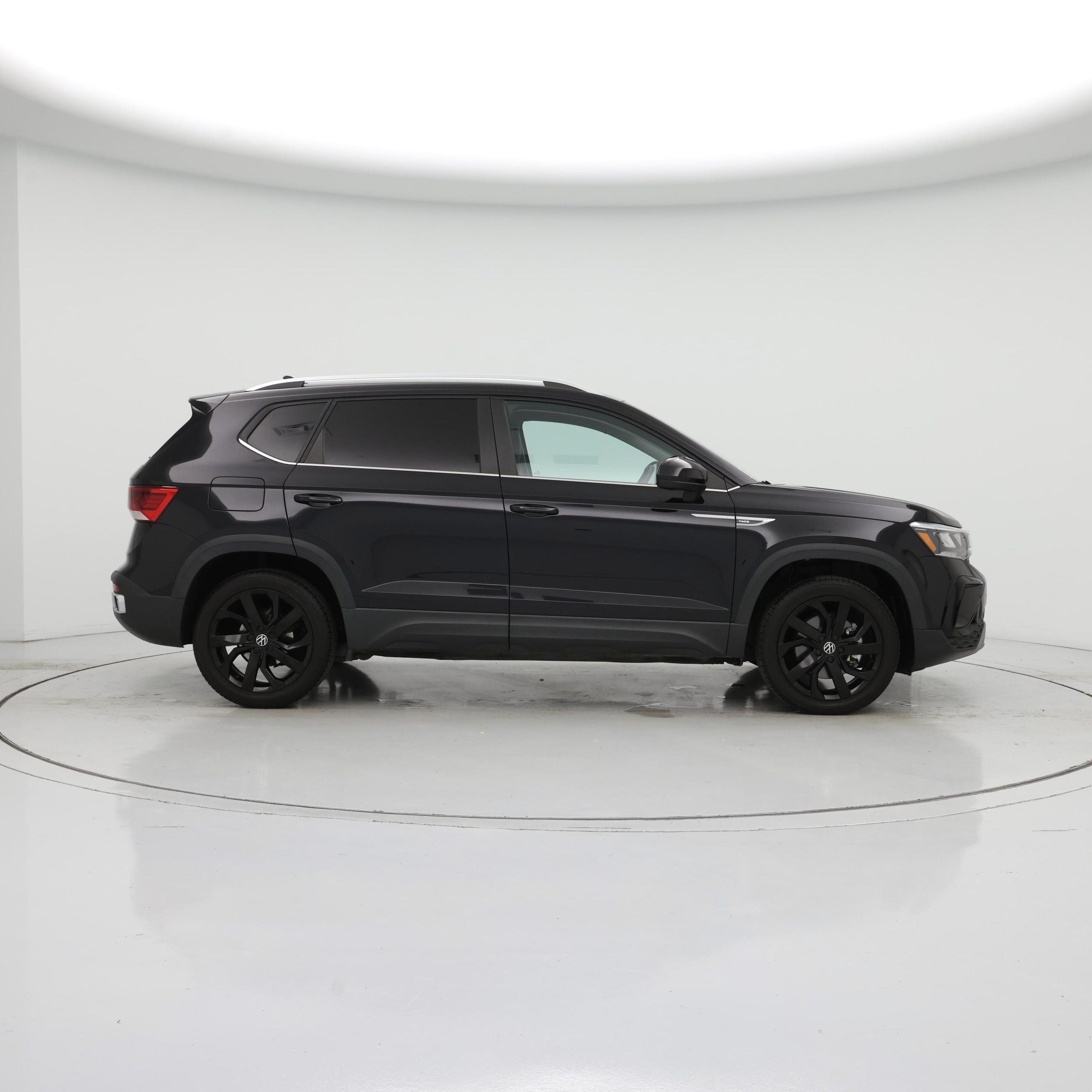 Thumbnail: 2022 Volkswagen Taos - 7